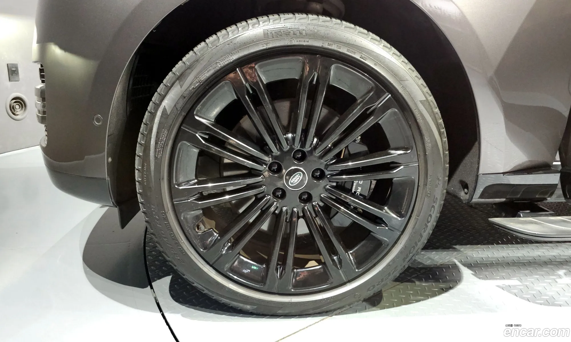 Land Rover Range Rover 2023 SALKABB74PA074322 — 15
