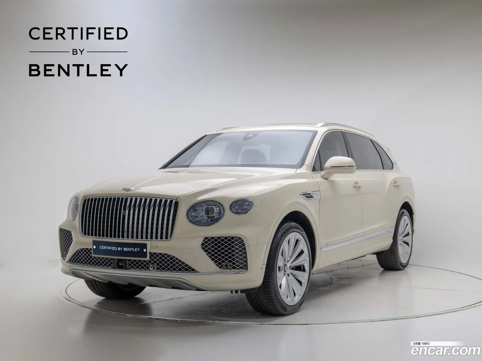 Bentley Bentayga 2025 — 11