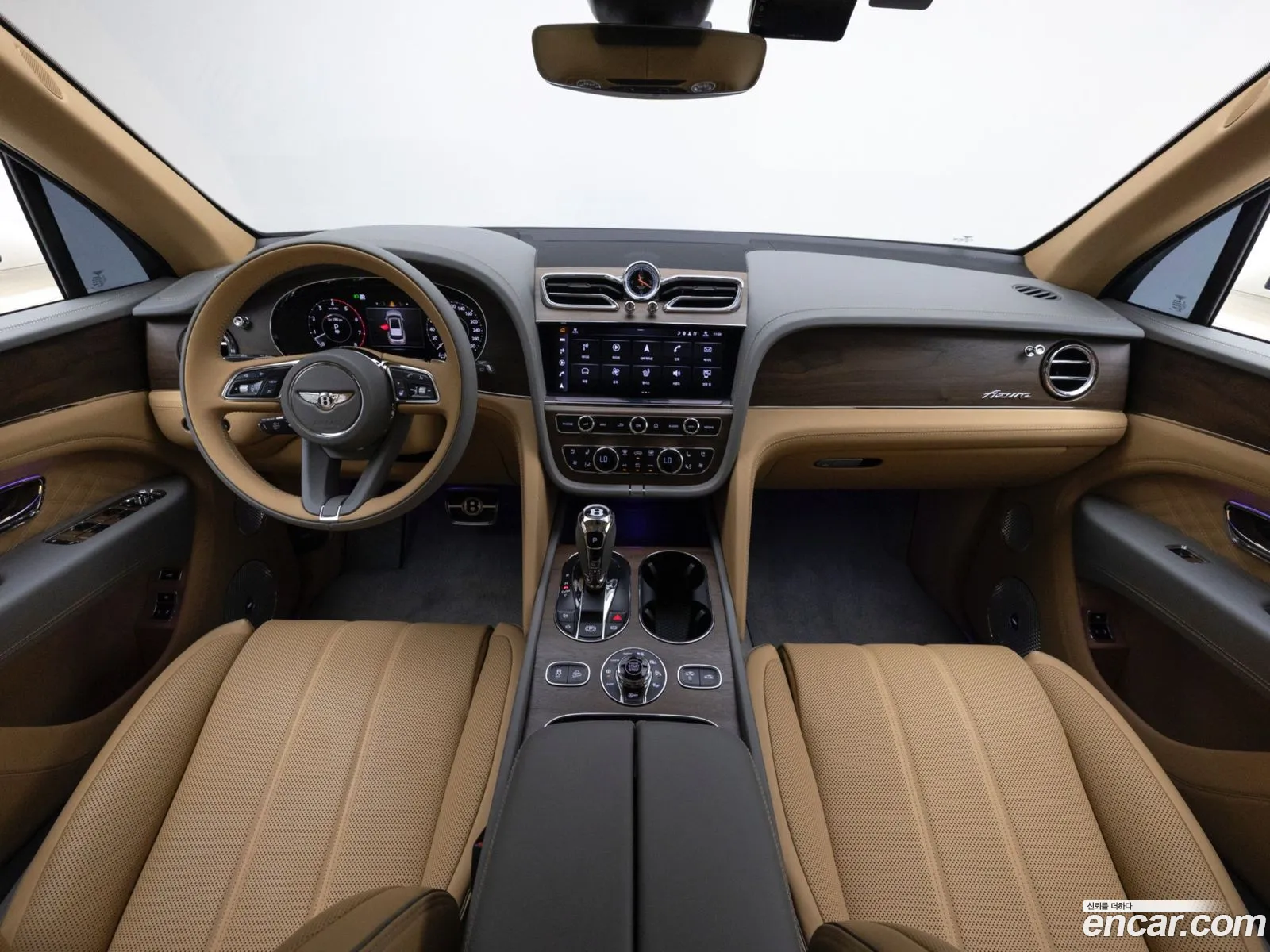 Bentley Bentayga 2025 — 12