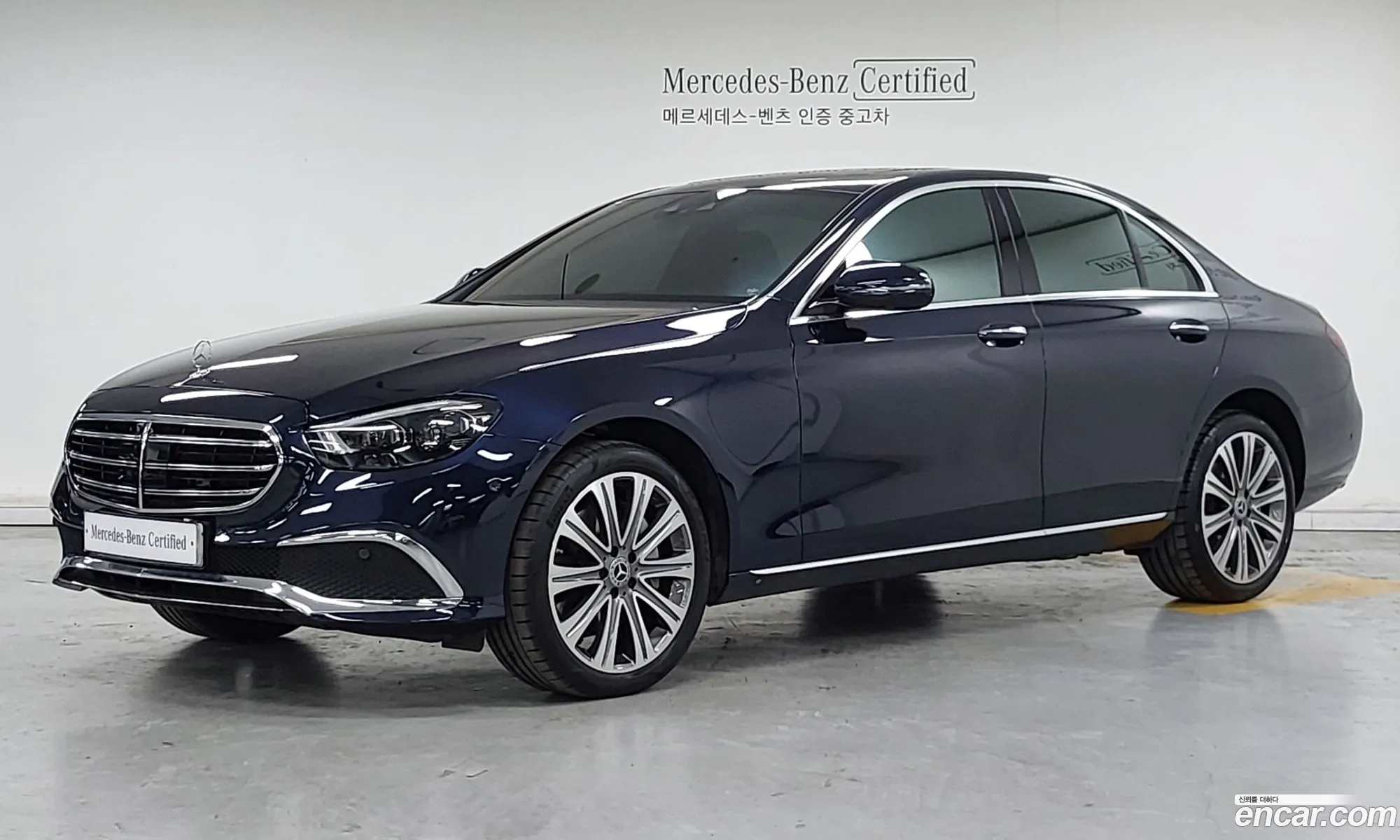 Mercedes-Benz E-Class W213 2022 — 17
