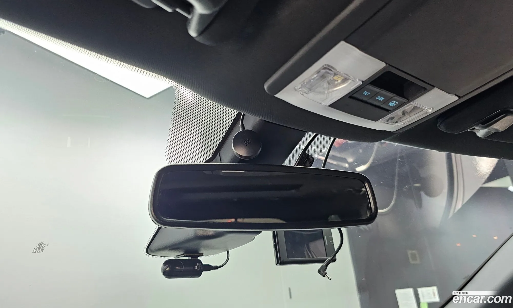 Ford Explorer 2019 1FM5K8FH3KGA56578 — 18