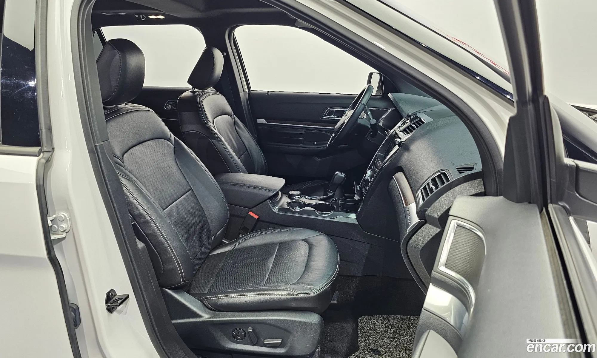Ford Explorer 2019 1FM5K8FH3KGA56578 — 9