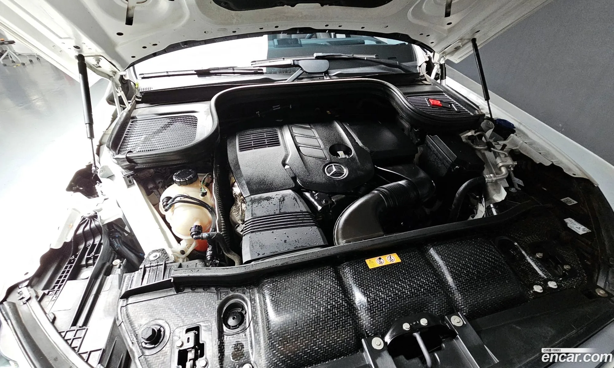 Mercedes-Benz GLE-Class W167 2022 — 18