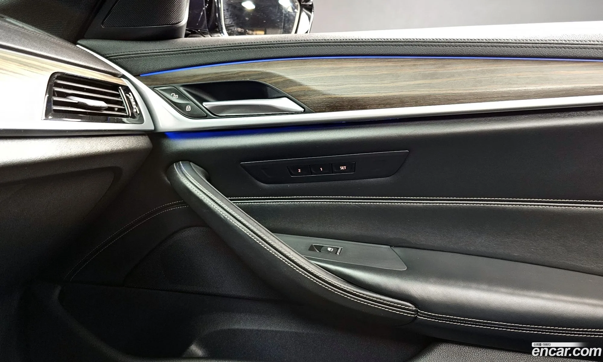 BMW 5 Series 2017 WBAJD910XJWC11216 — 28