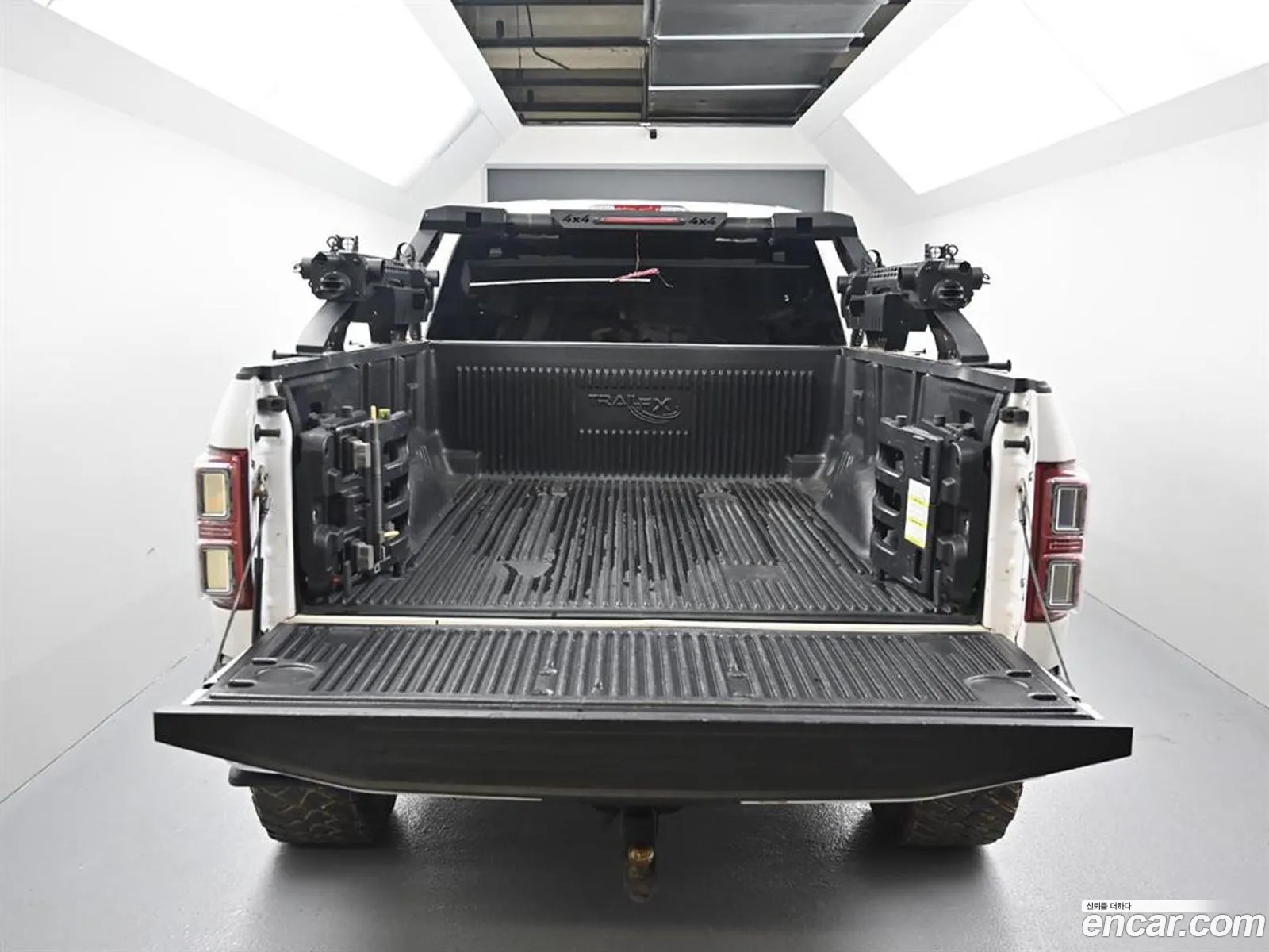 Ford F-150 2019 — 4