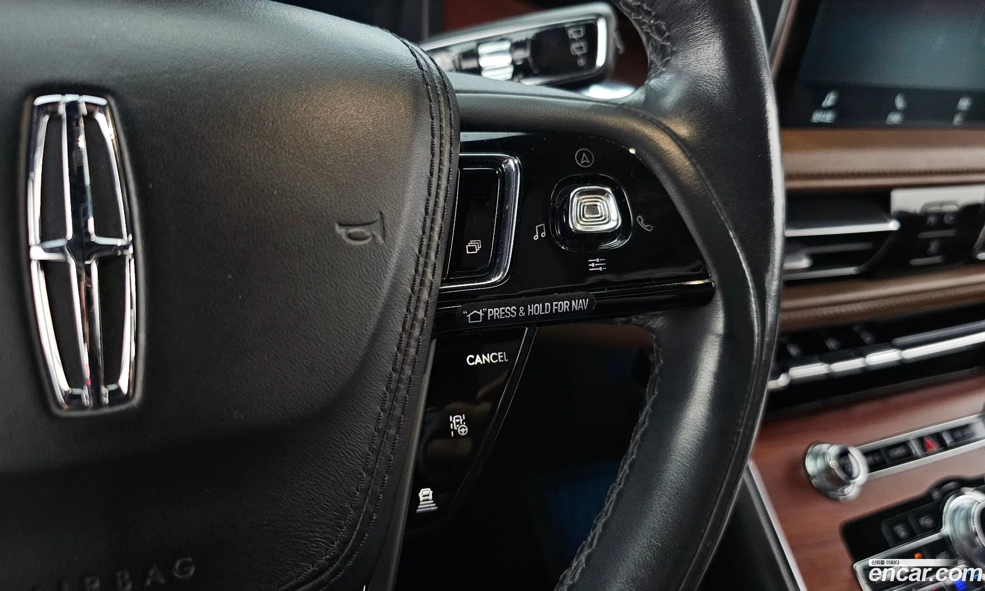 Lincoln Aviator 2021 — 22