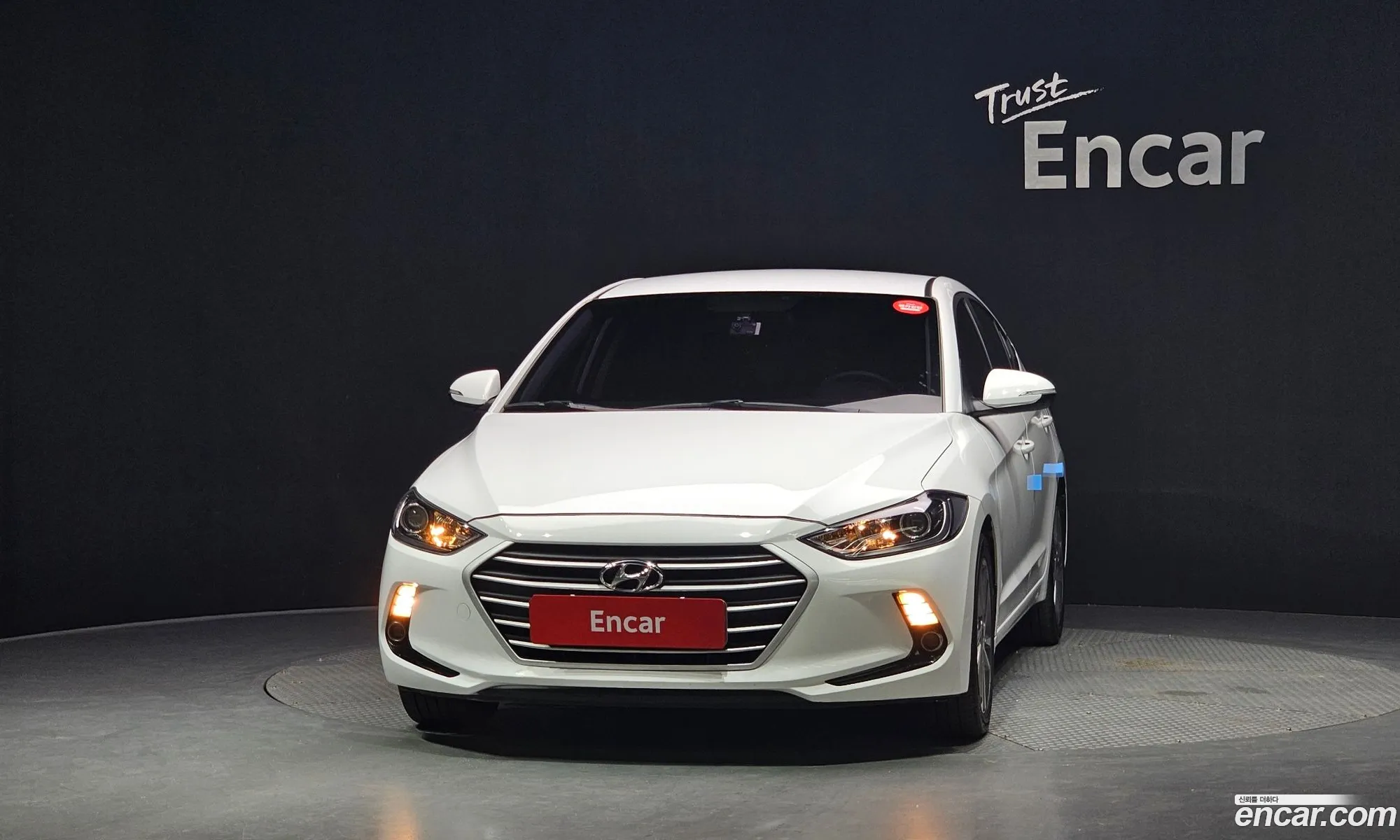 Hyundai Elantra AD 2017 — 3