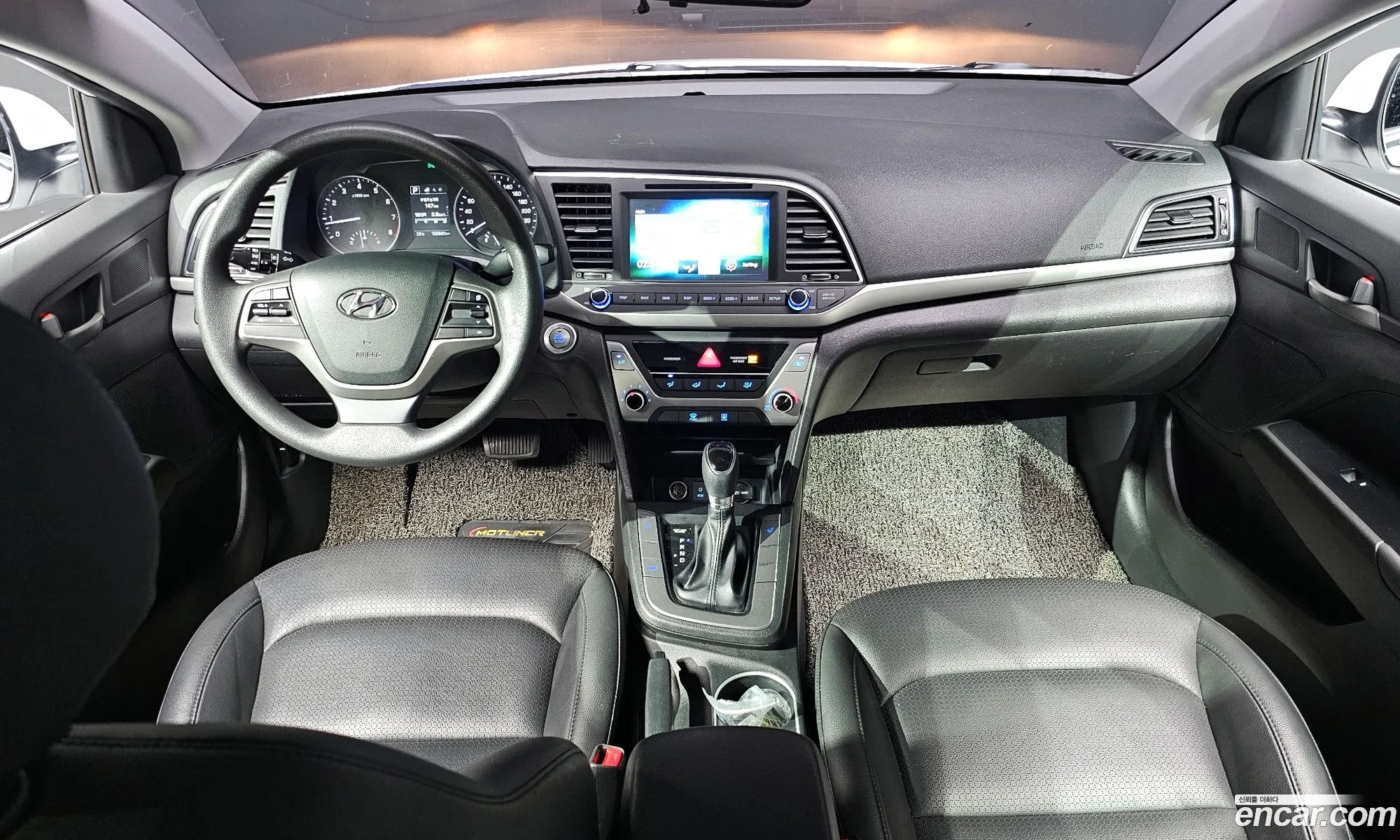 Hyundai Elantra AD 2017 — 2