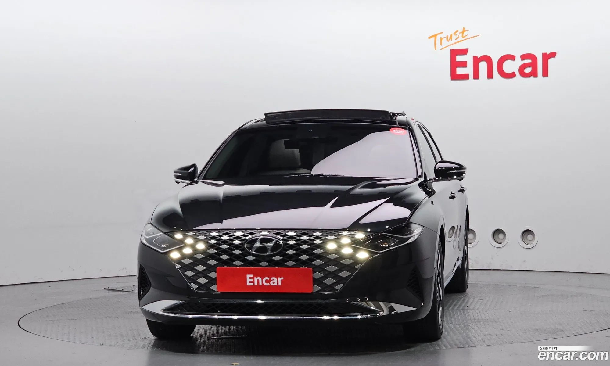 Hyundai Grandeur IG Hybrid 2021 — 3