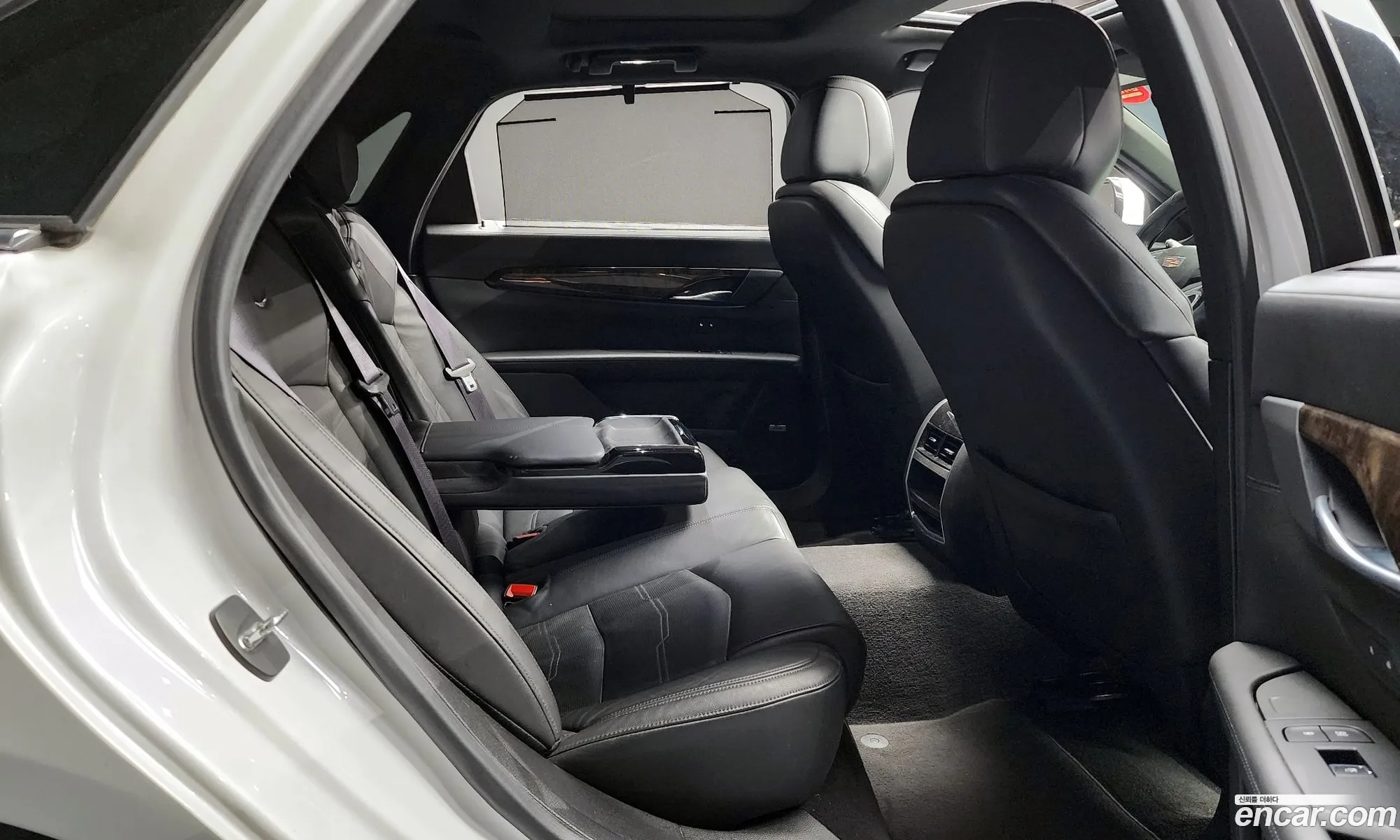 Cadillac CT6 2017 1G6K95RSXHU136577 — 2