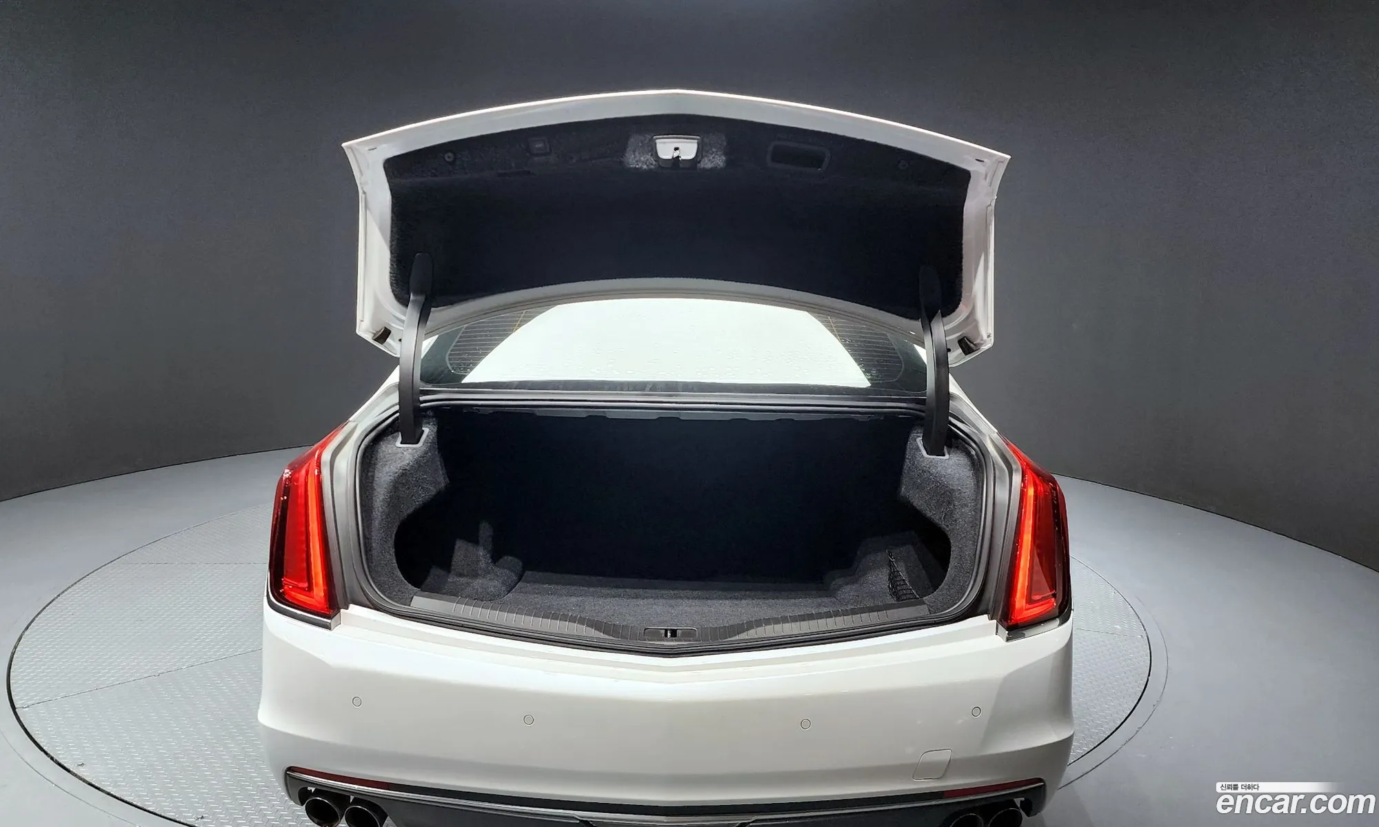 Cadillac CT6 2017 1G6K95RSXHU136577 — 7