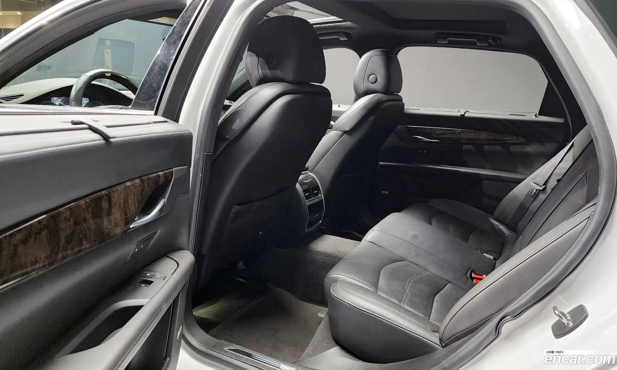 Cadillac CT6 2017 1G6K95RSXHU136577 — 22