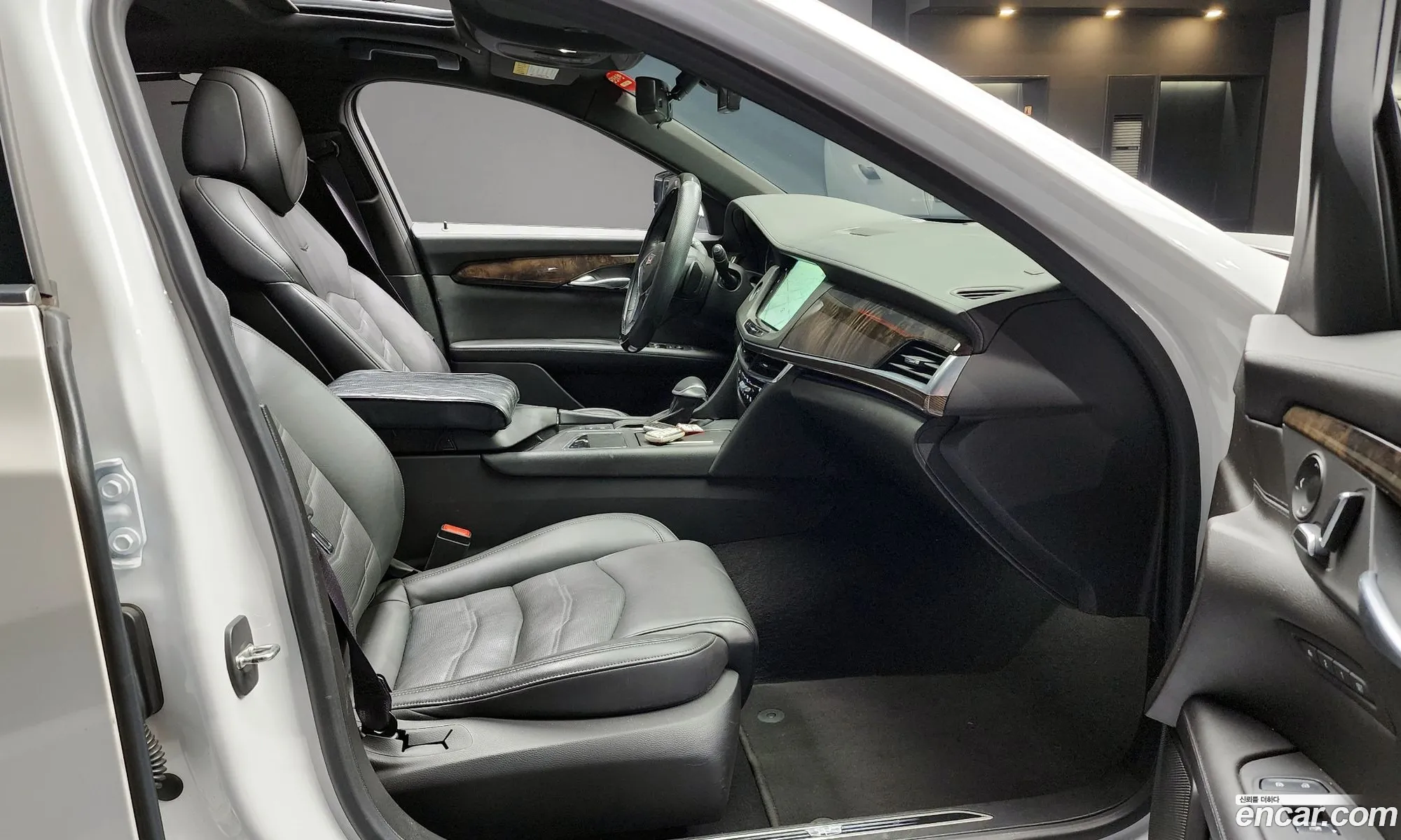 Cadillac CT6 2017 1G6K95RSXHU136577 — 19