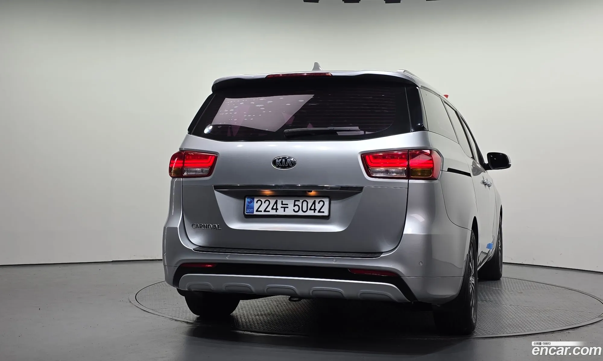 Kia Carnival 2016 KNAMB81ABGS237732 — 4