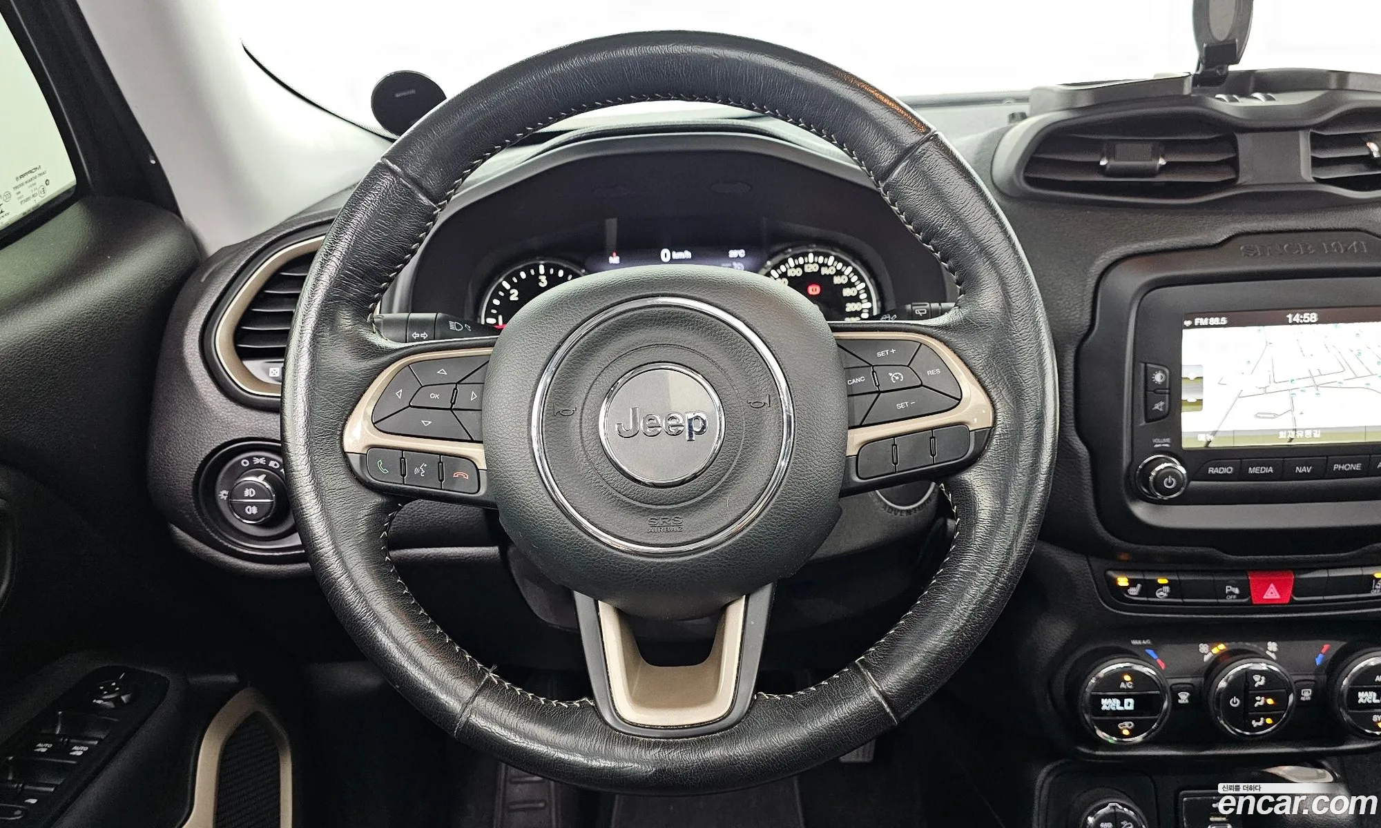 Jeep Renegade 2017 1C4BU0000HPF68417 — 19