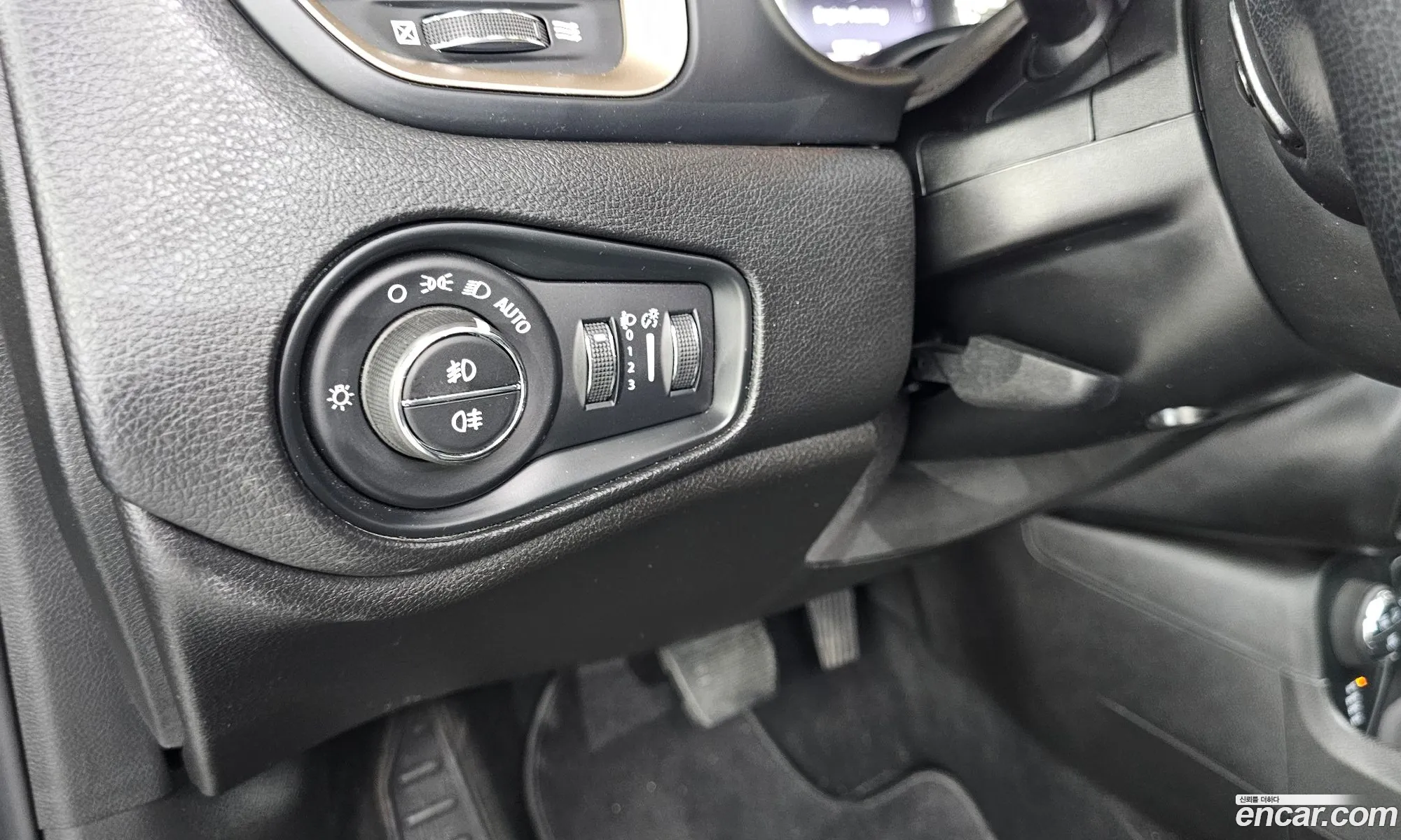 Jeep Renegade 2017 1C4BU0000HPF68417 — 17