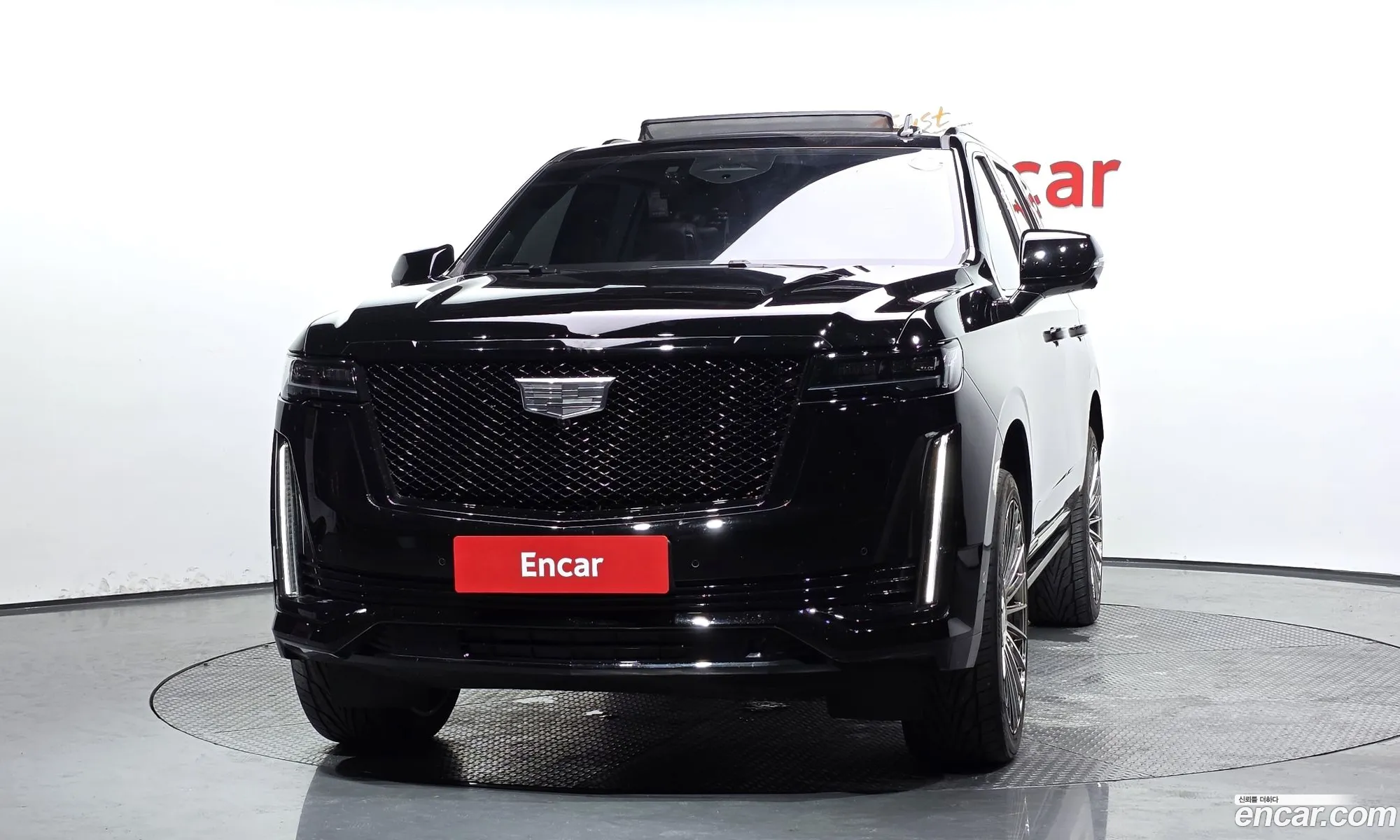Cadillac Escalade 2023 — 17