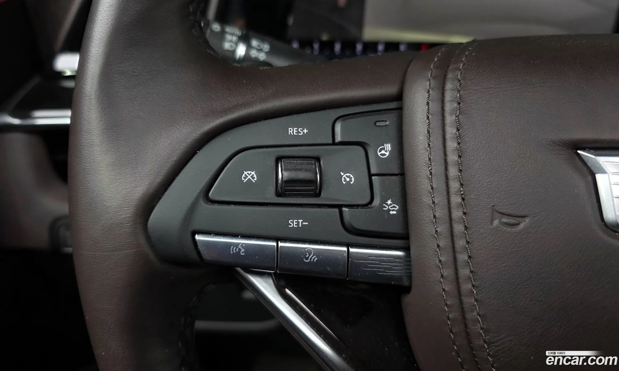 Cadillac Escalade 2023 — 6