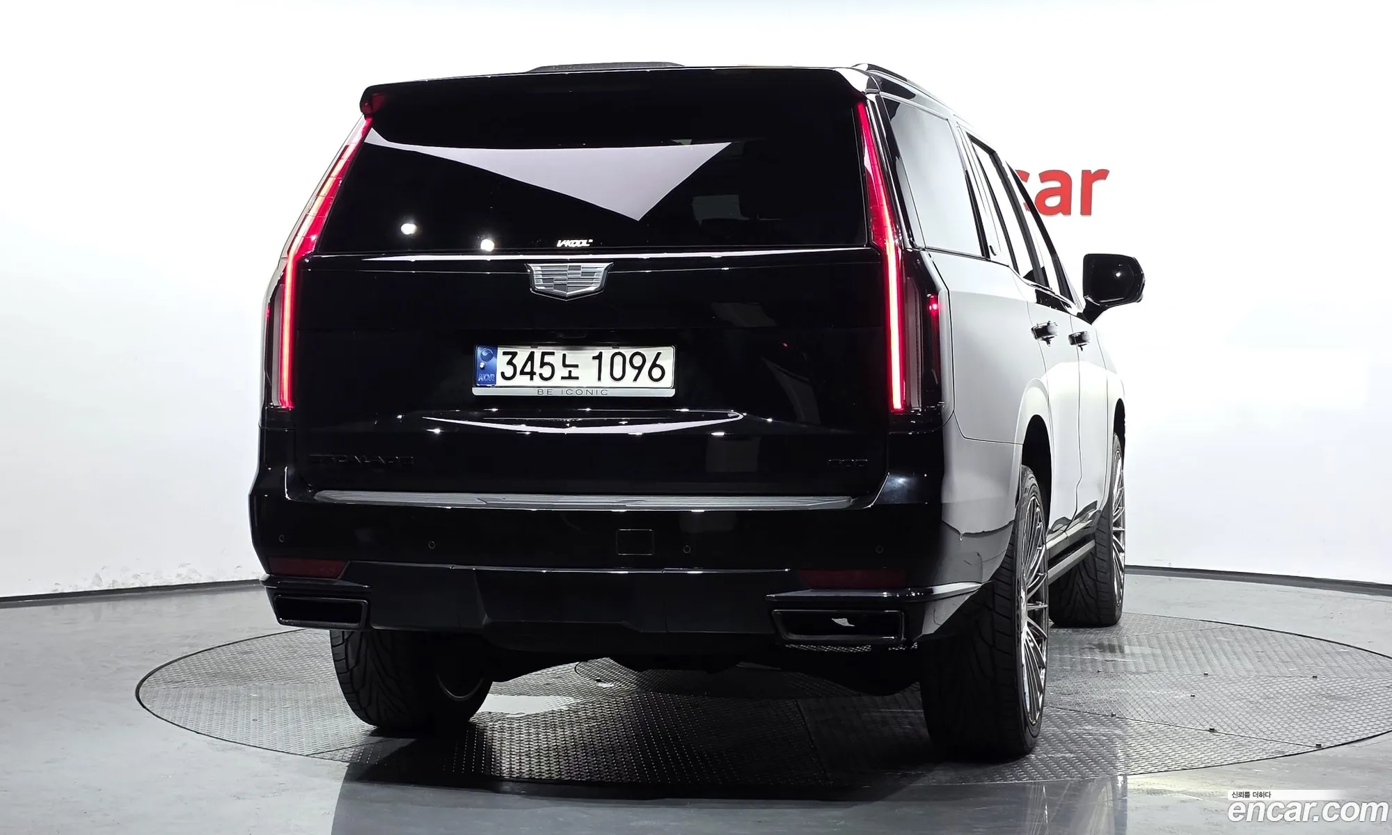 Cadillac Escalade 2023 — 3