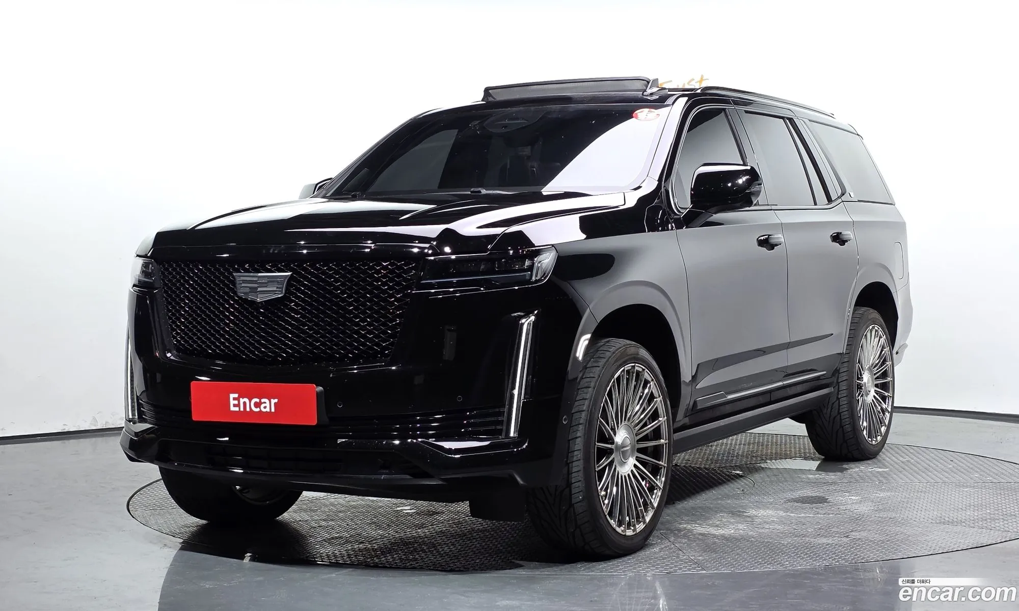 Cadillac Escalade 2023 — 19