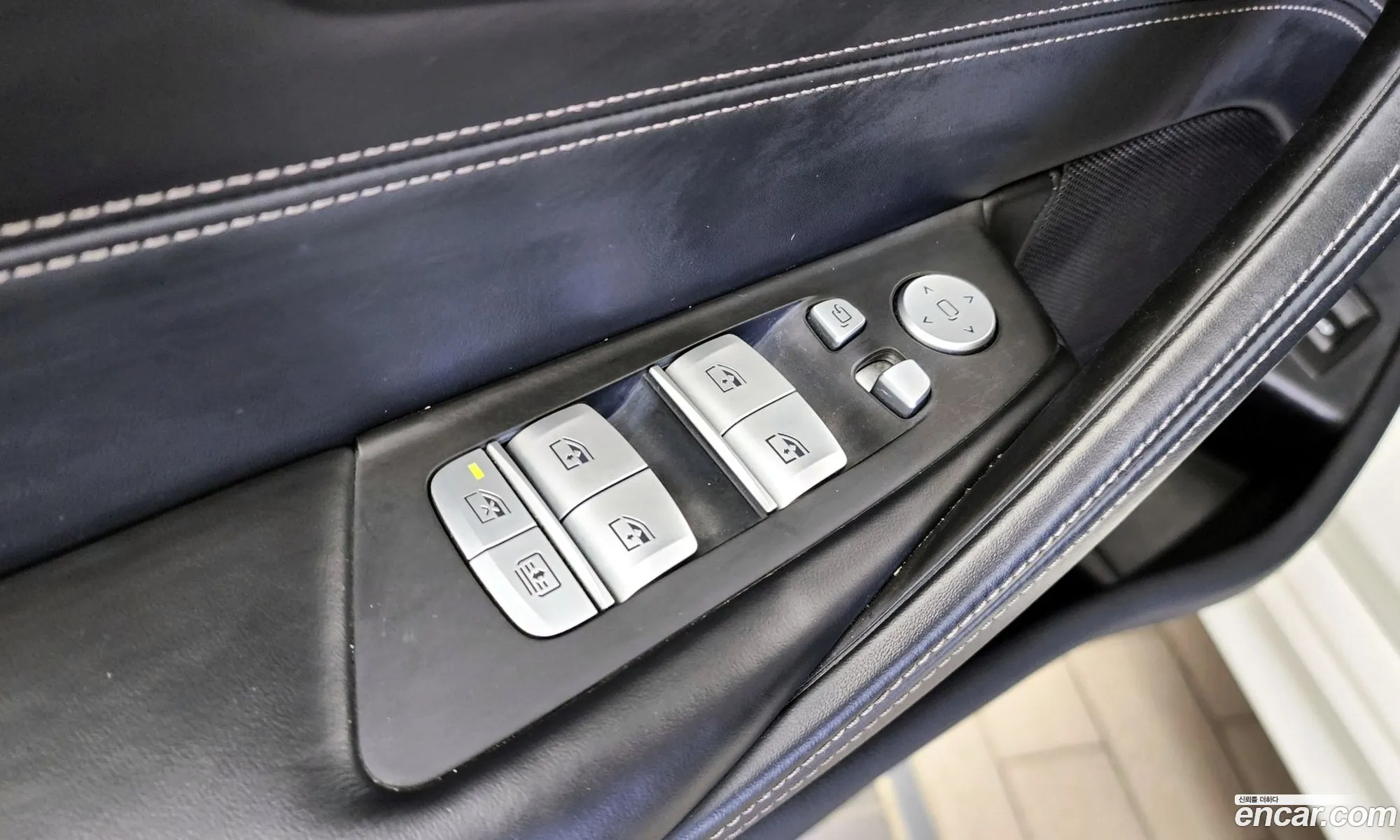 BMW 5 Series 2020 WBAJF3102LCE05699 — 24