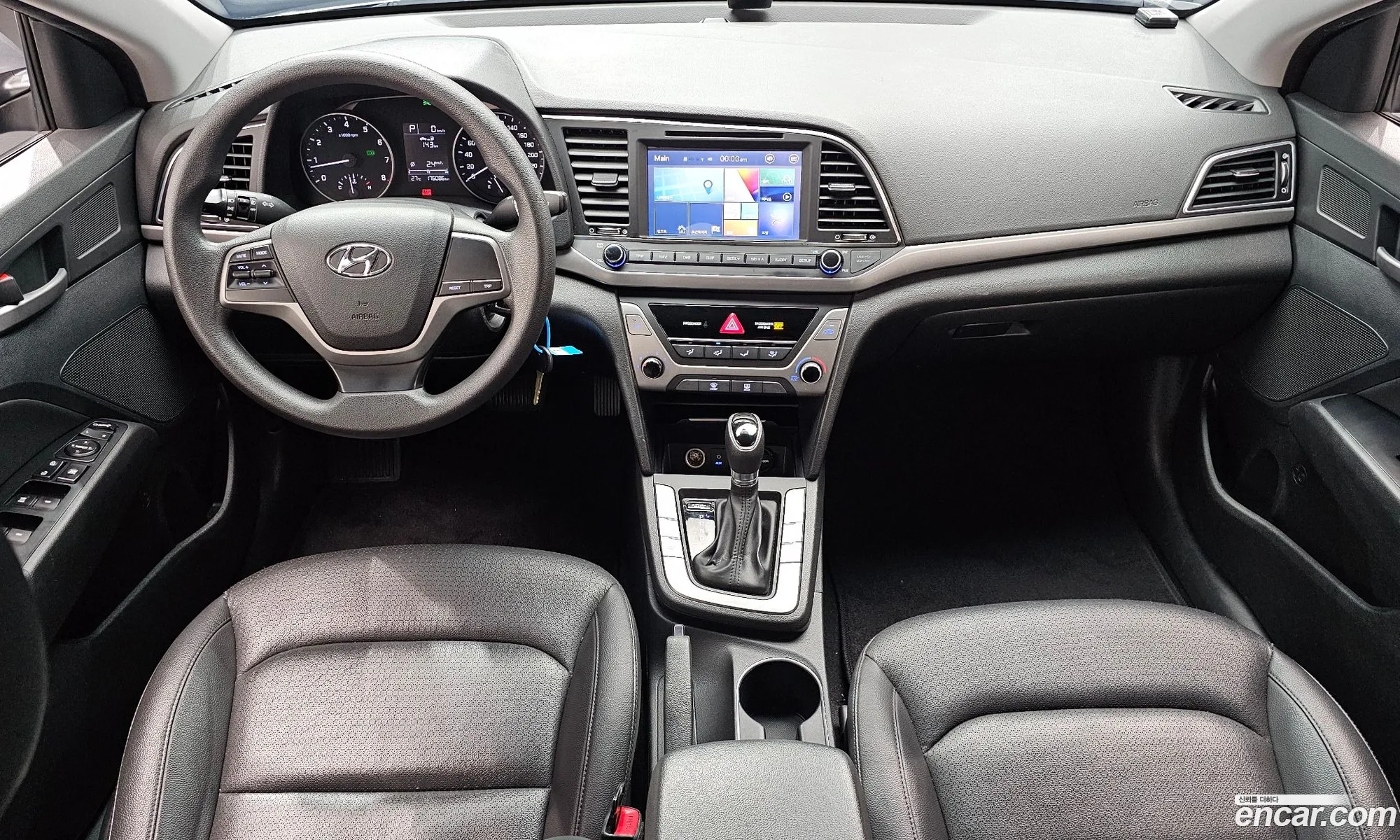 Hyundai Elantra AD 2016 — 4