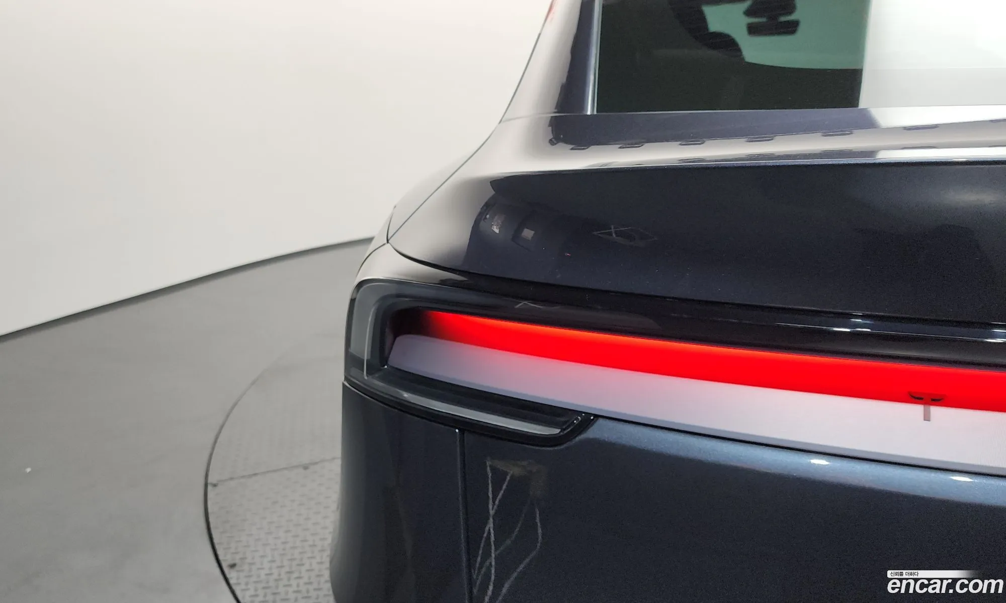 Tesla Model Y 2025 LRWYGCFJ3SC053919 — 9