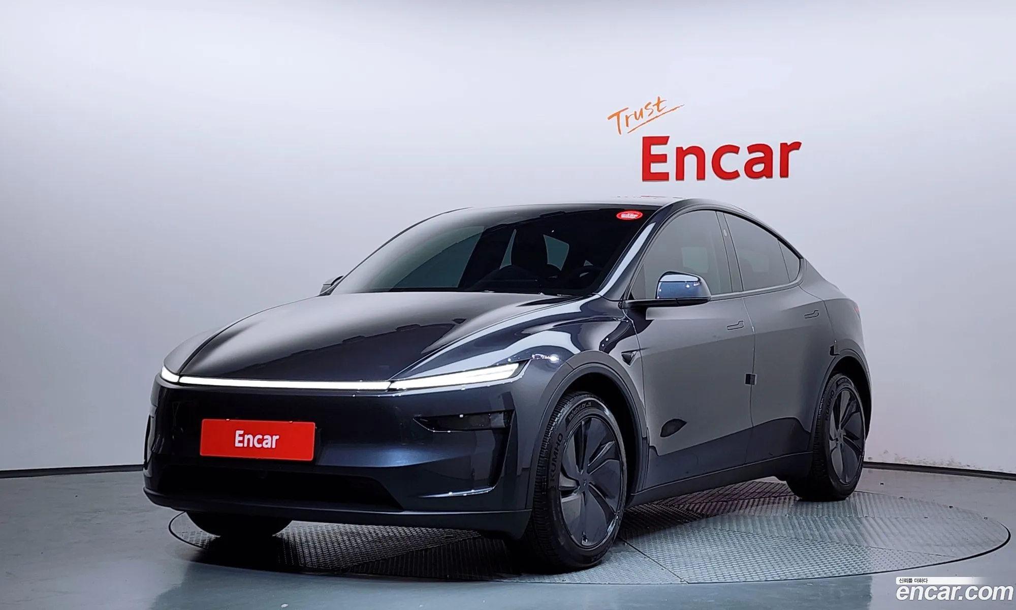 Tesla Model Y 2025 LRWYGCFJ3SC053919 — 24
