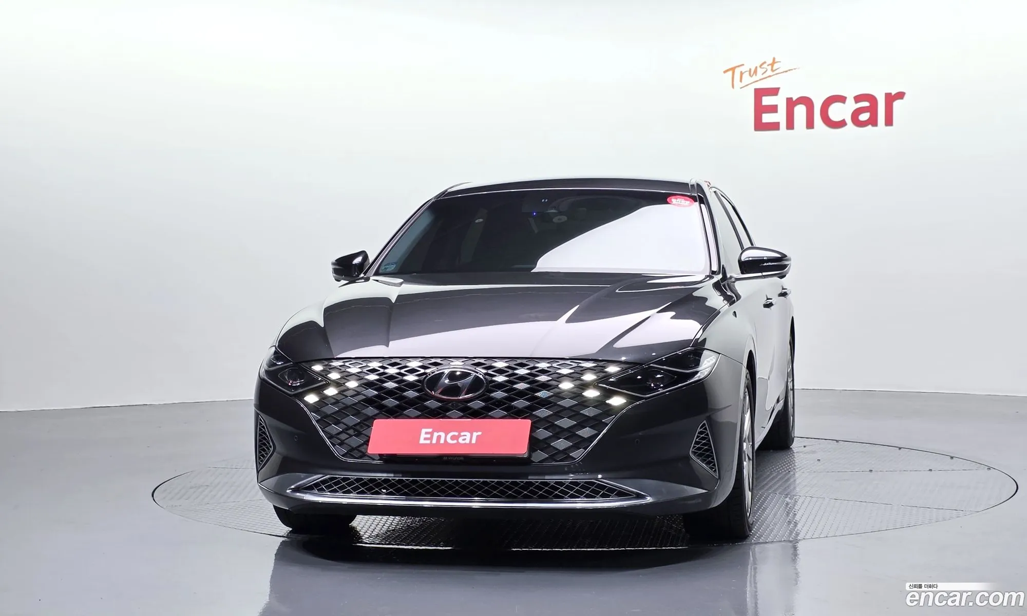 Hyundai Grandeur IG Hybrid 2019 — 4