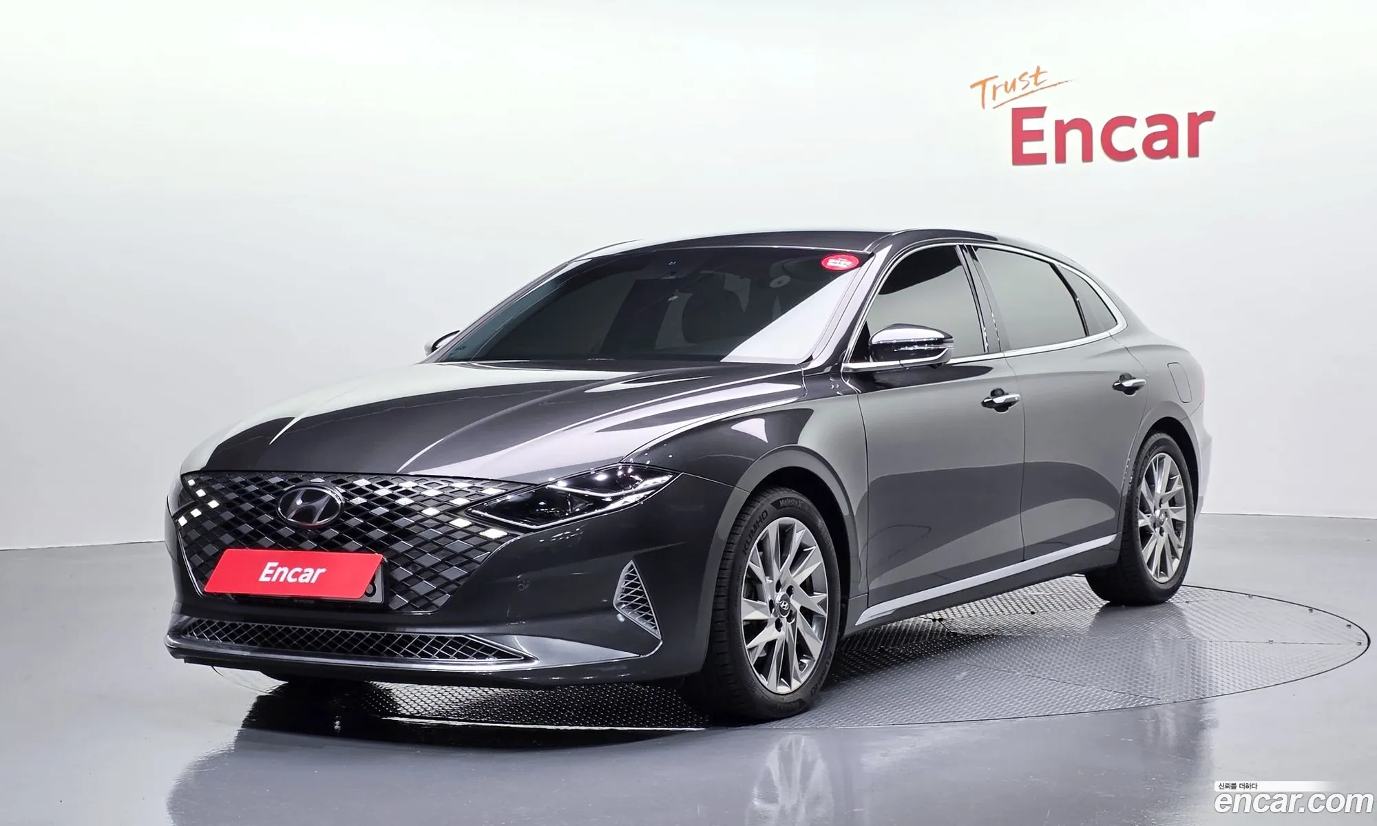 Hyundai Grandeur IG Hybrid 2019 — 3