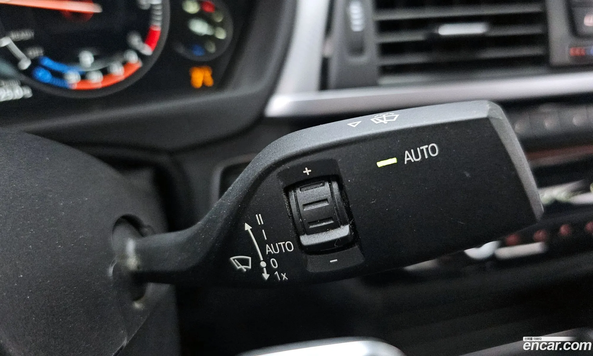 BMW 3 Series 2018 WBA8C5103J5L45563 — 4