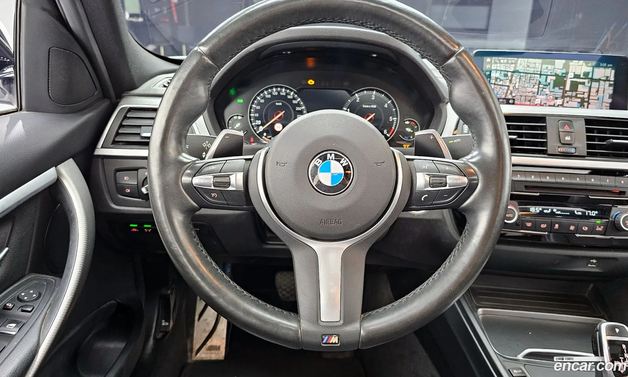 BMW 3 Series 2018 WBA8C5103J5L45563 — 9