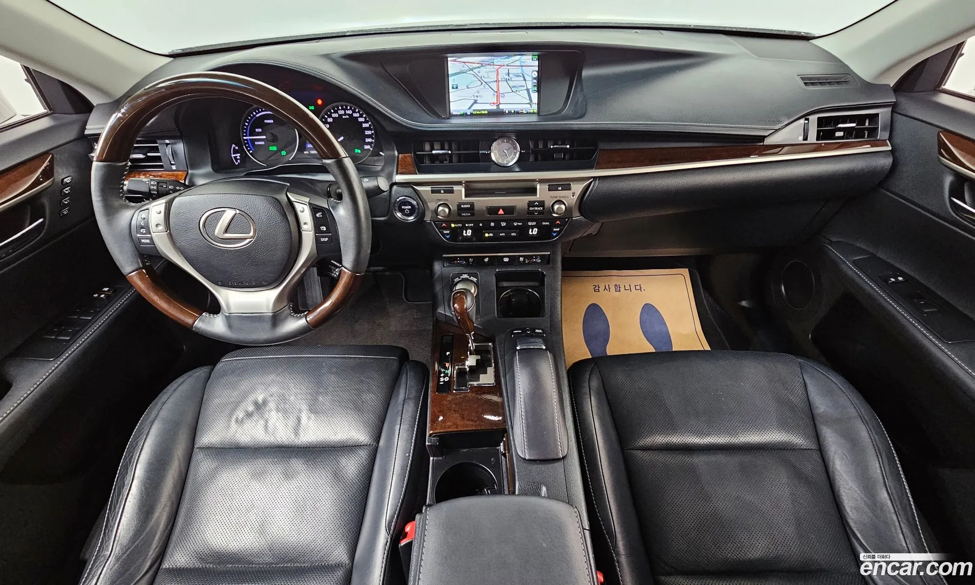 Lexus ES300h 2013 — 9