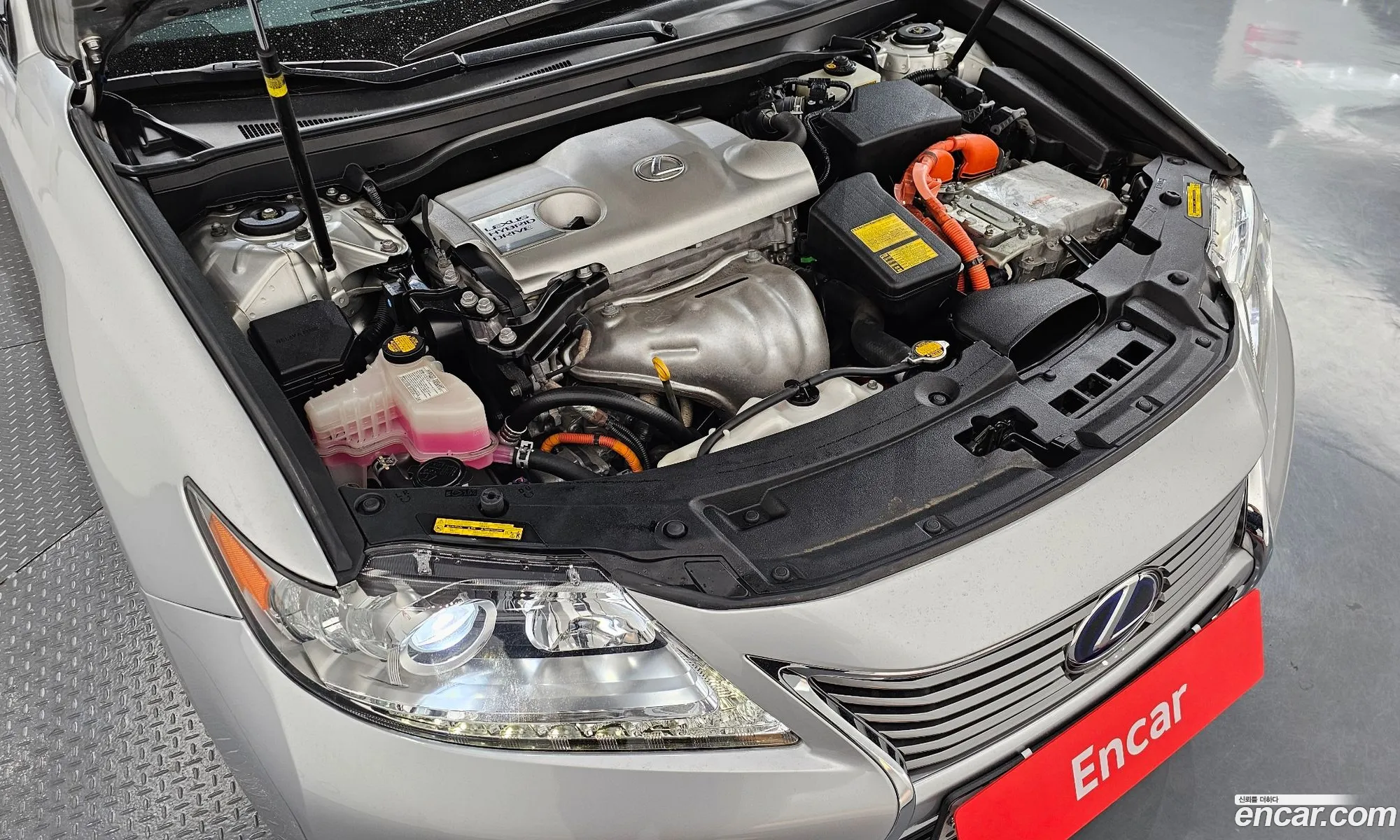 Lexus ES300h 2013 — 13