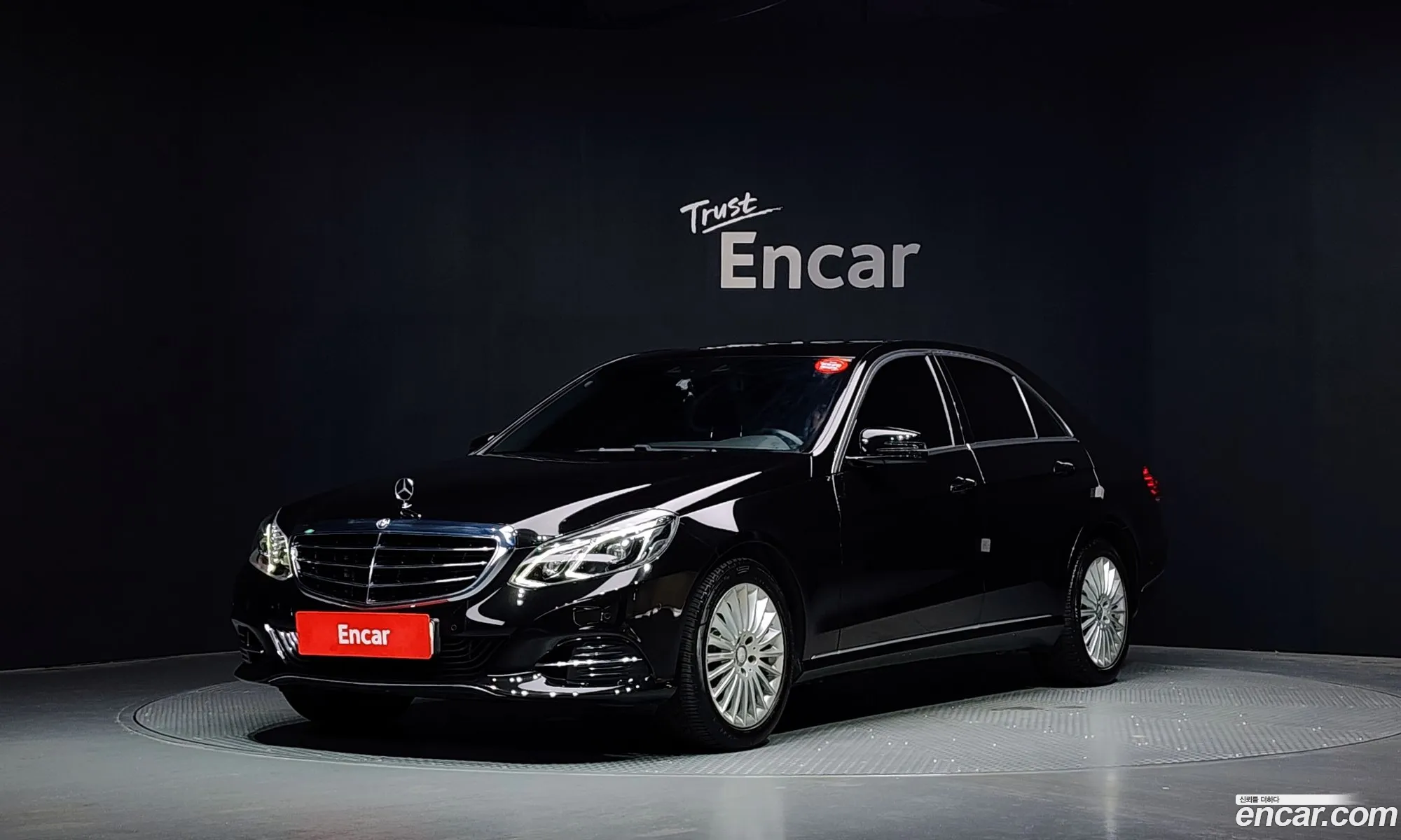 Mercedes-Benz E-Class W212 2014 WDDHF5FB9EB053479 — 18