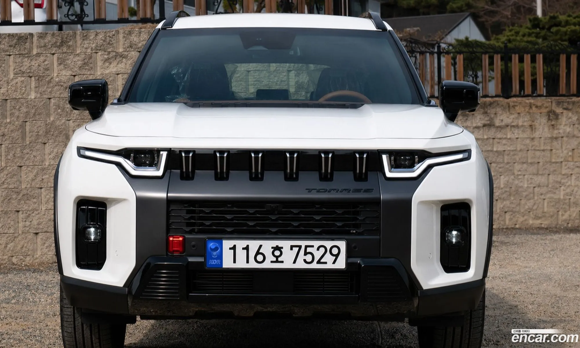 KG Mobility (SsangYong) Torres 2026 — 3