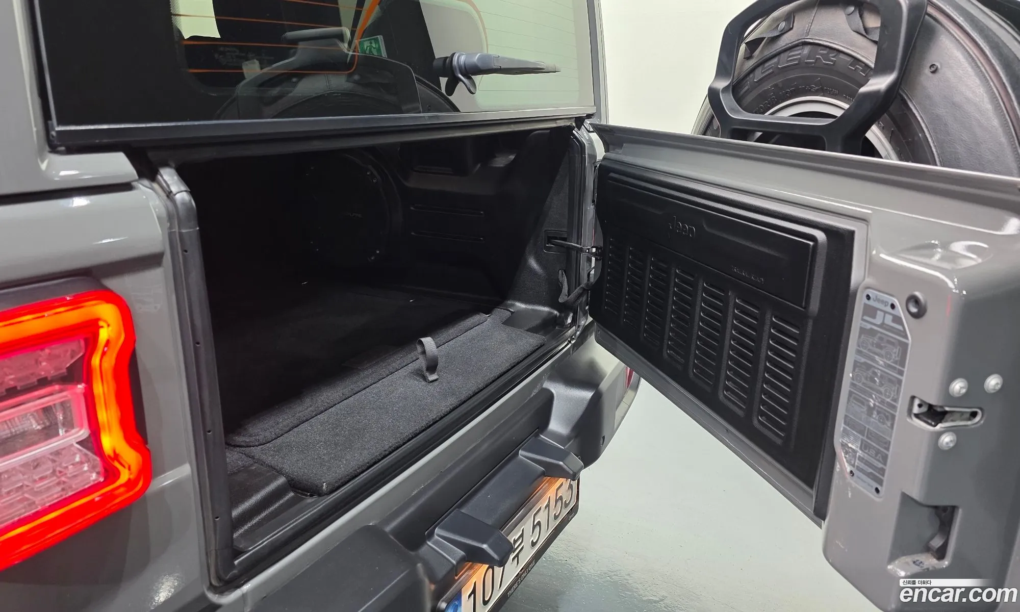 Jeep Wrangler 2022 — 33