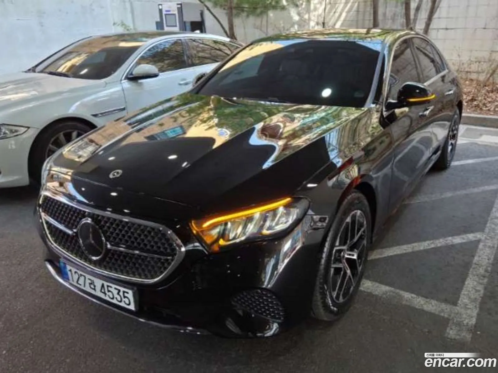 Mercedes-Benz E-Class W214 2026 — 12