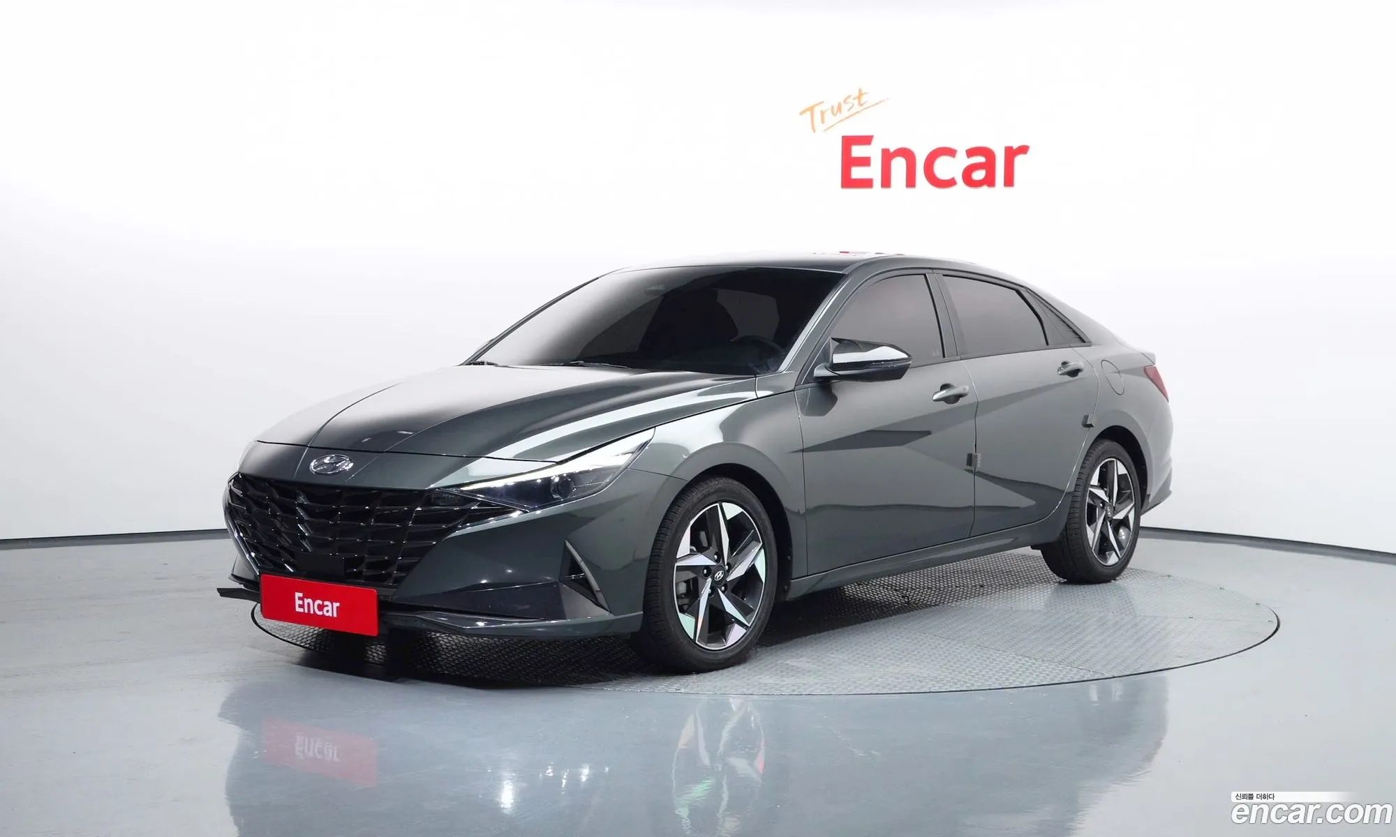 Hyundai Elantra 2021 — 3