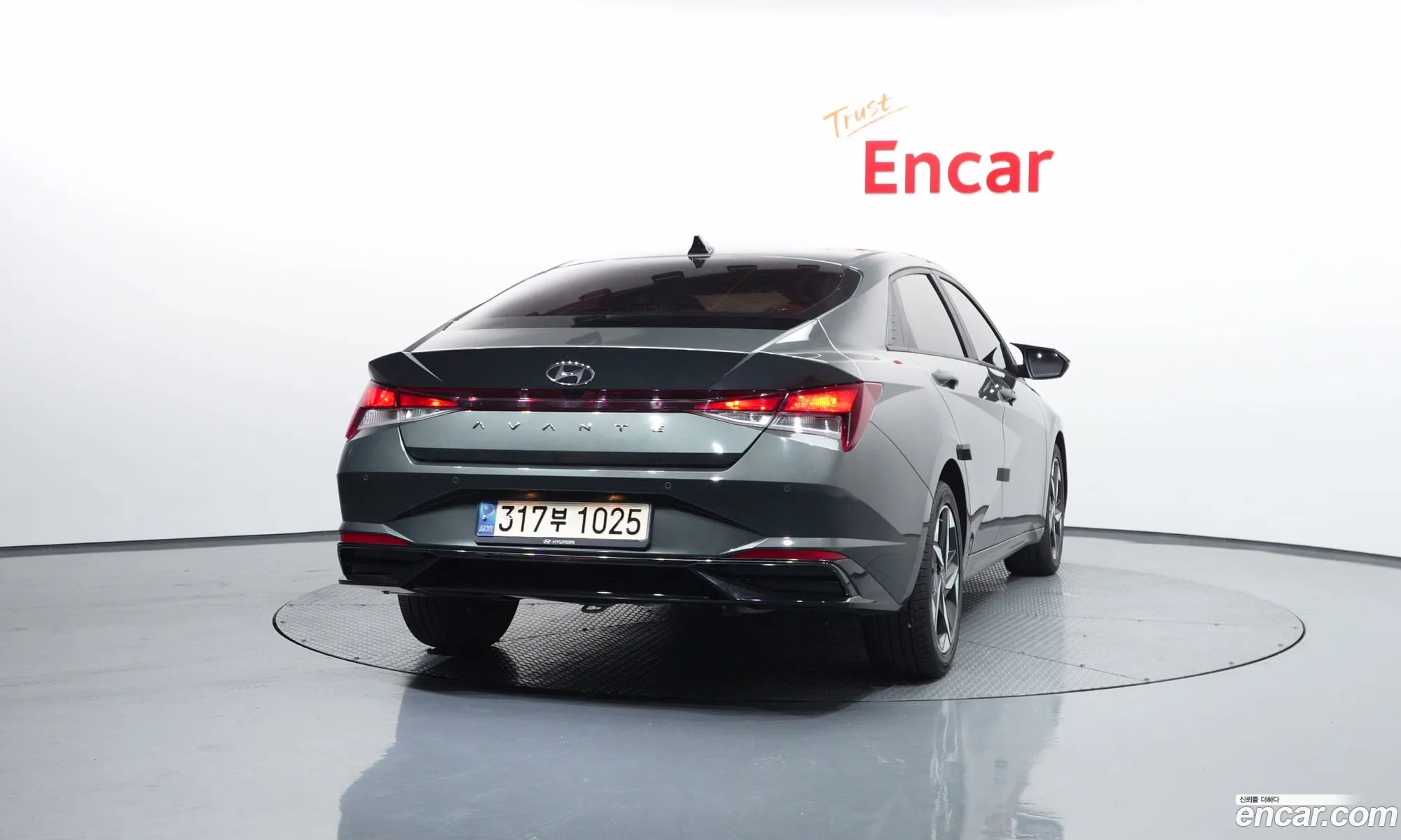 Hyundai Elantra 2021 — 4