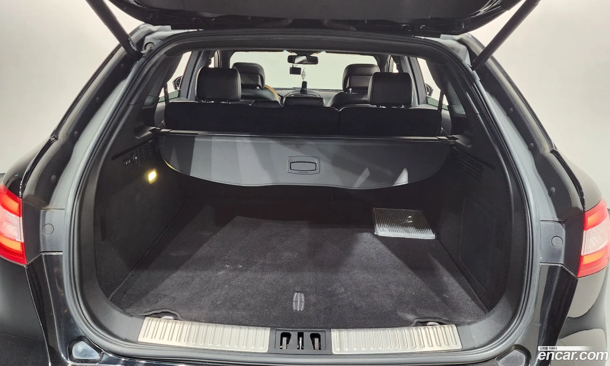 Lincoln MKX 2016 2LMPJ8LP9GBL41537 — 18