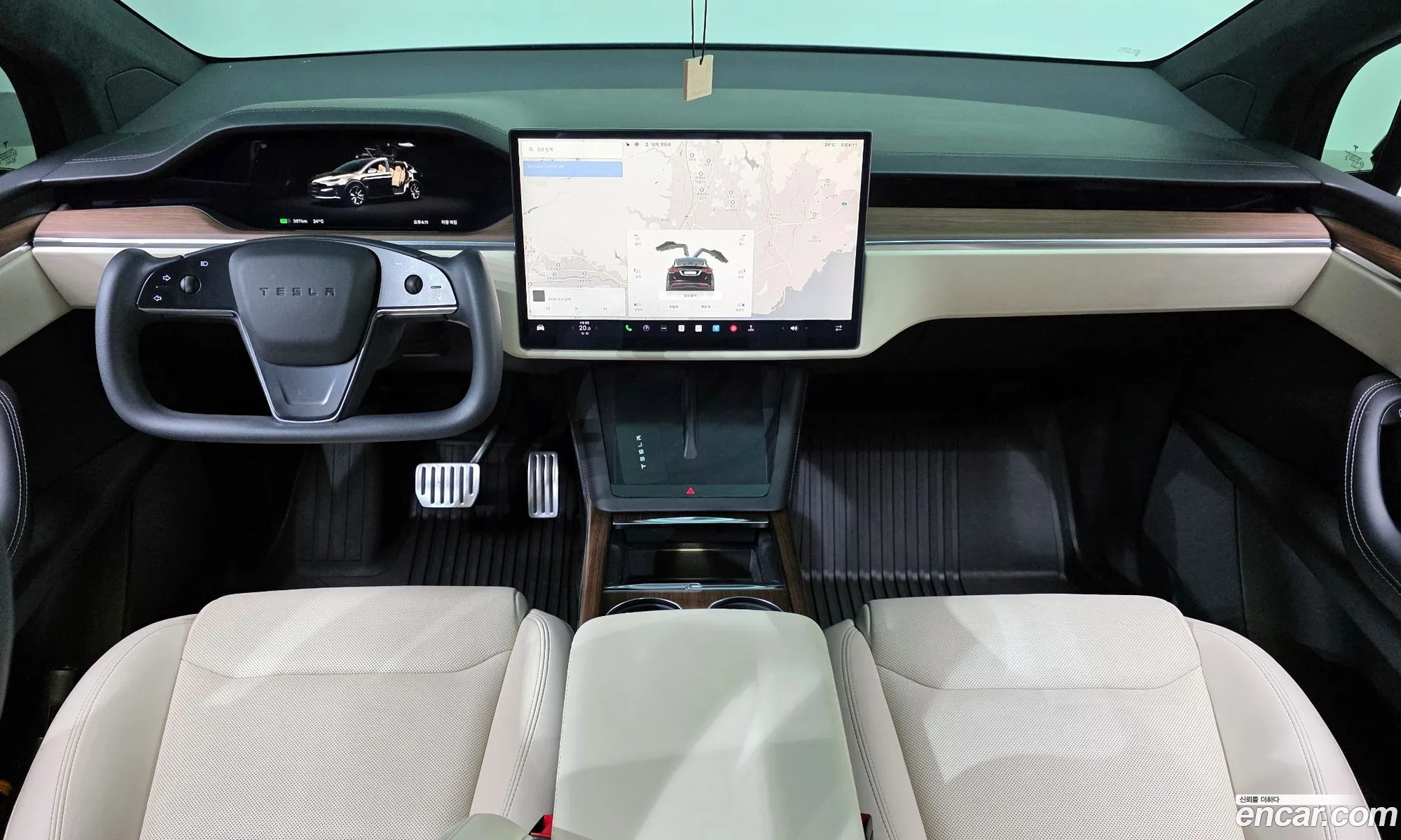 Tesla Model X 2023 — 9