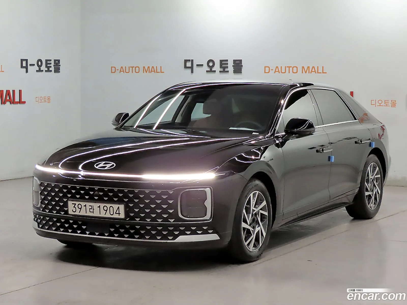 Hyundai Grandeur Hybrid 2025 — 4