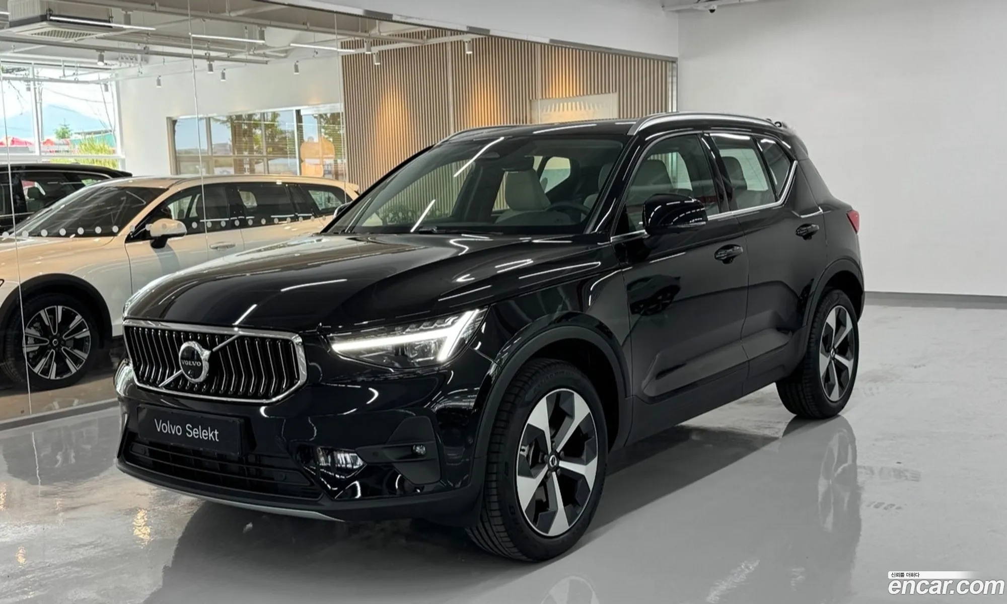 Volvo XC40 2025 — 14