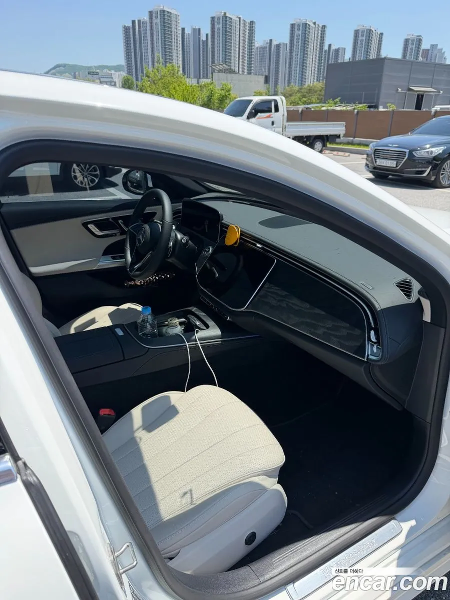 Mercedes-Benz E-Class W214 2026 — 13