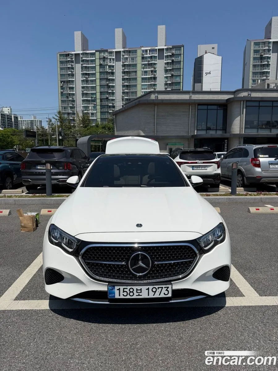 Mercedes-Benz E-Class W214 2026 — 11