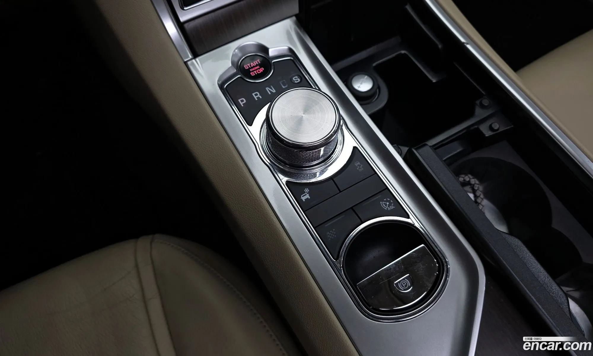 Jaguar XF 2015 — 14
