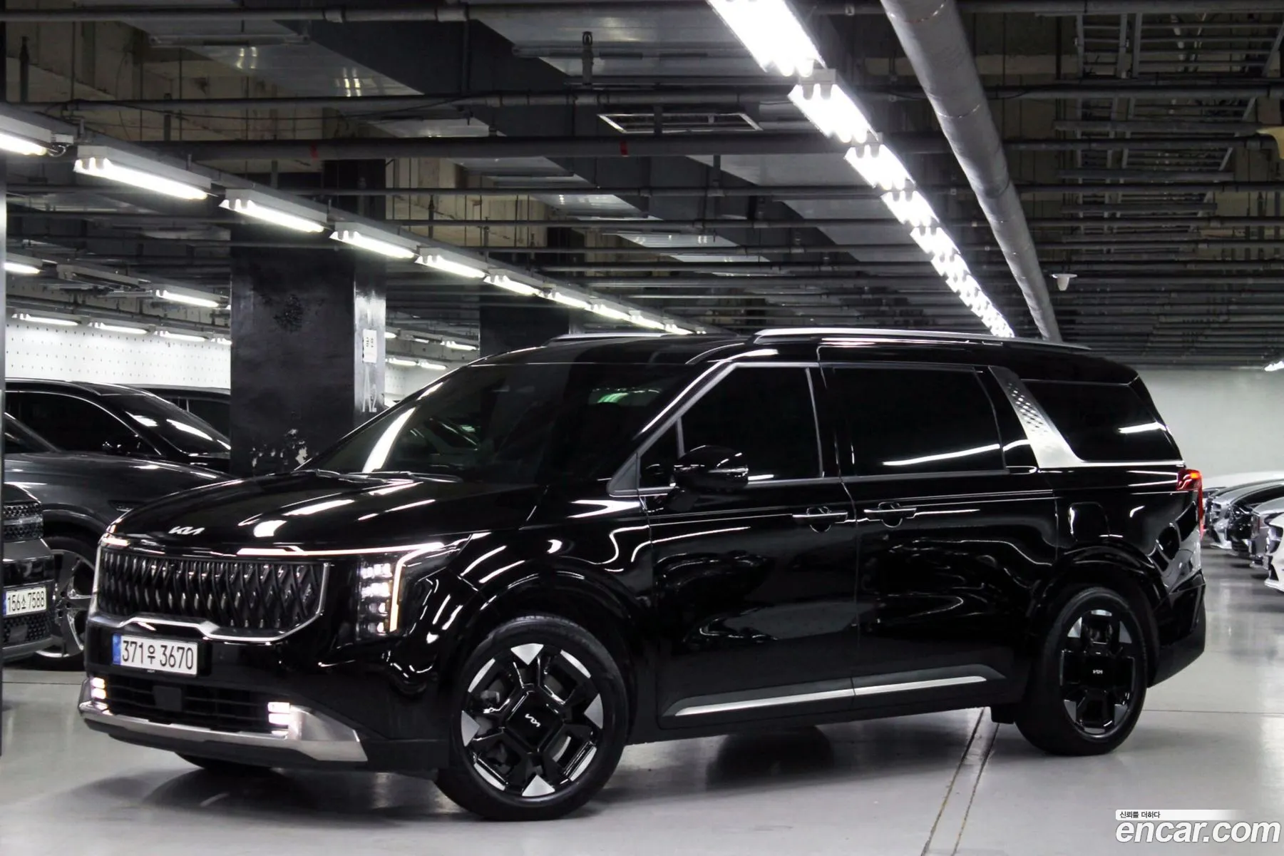 Kia Carnival 2024 — 4