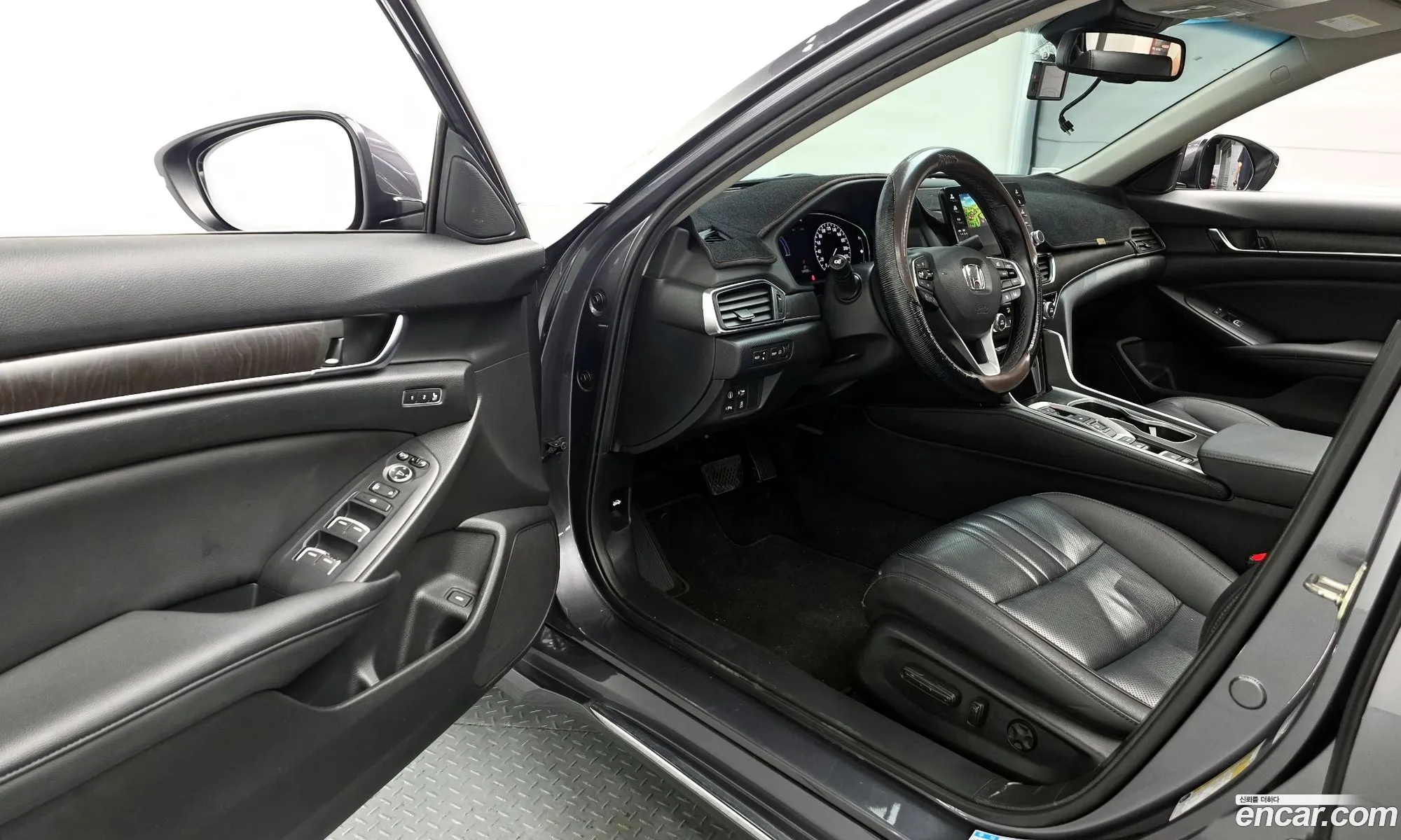 Honda Accord 10th Gen 2019 — 8