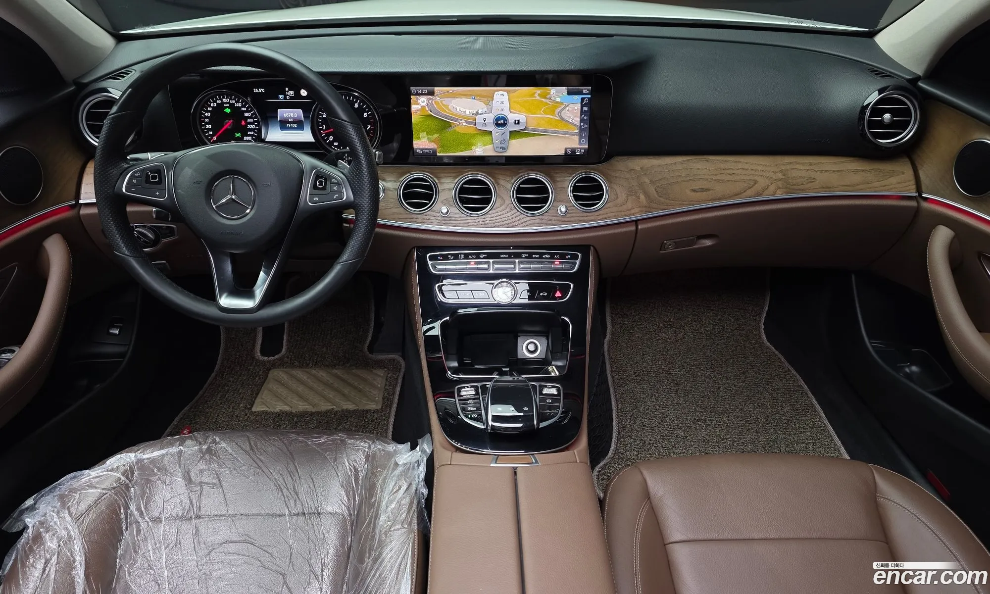 Mercedes-Benz E-Class W213 2017 WDDZF4JB5JA322518 — 34